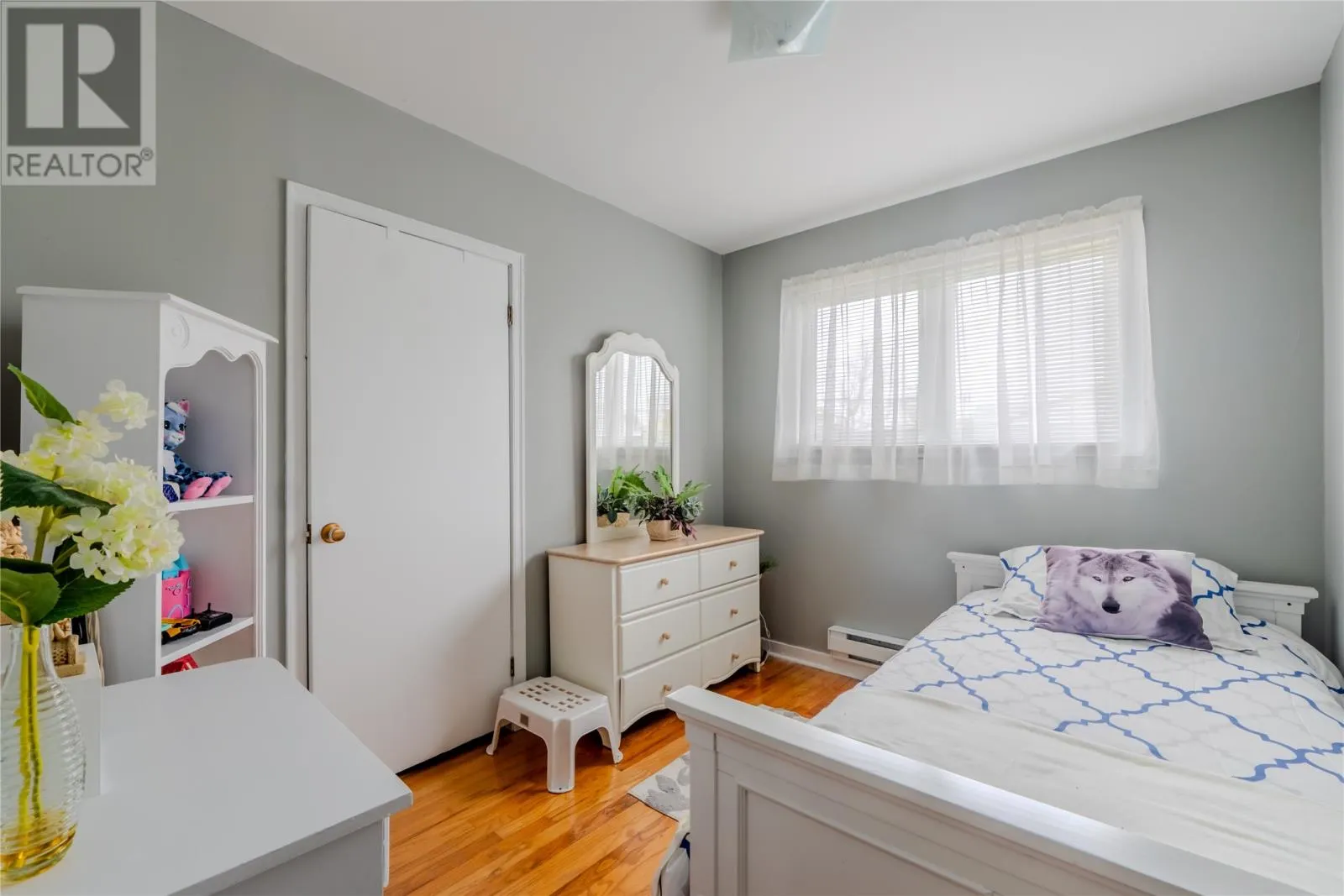 2 Pleasant Avenue