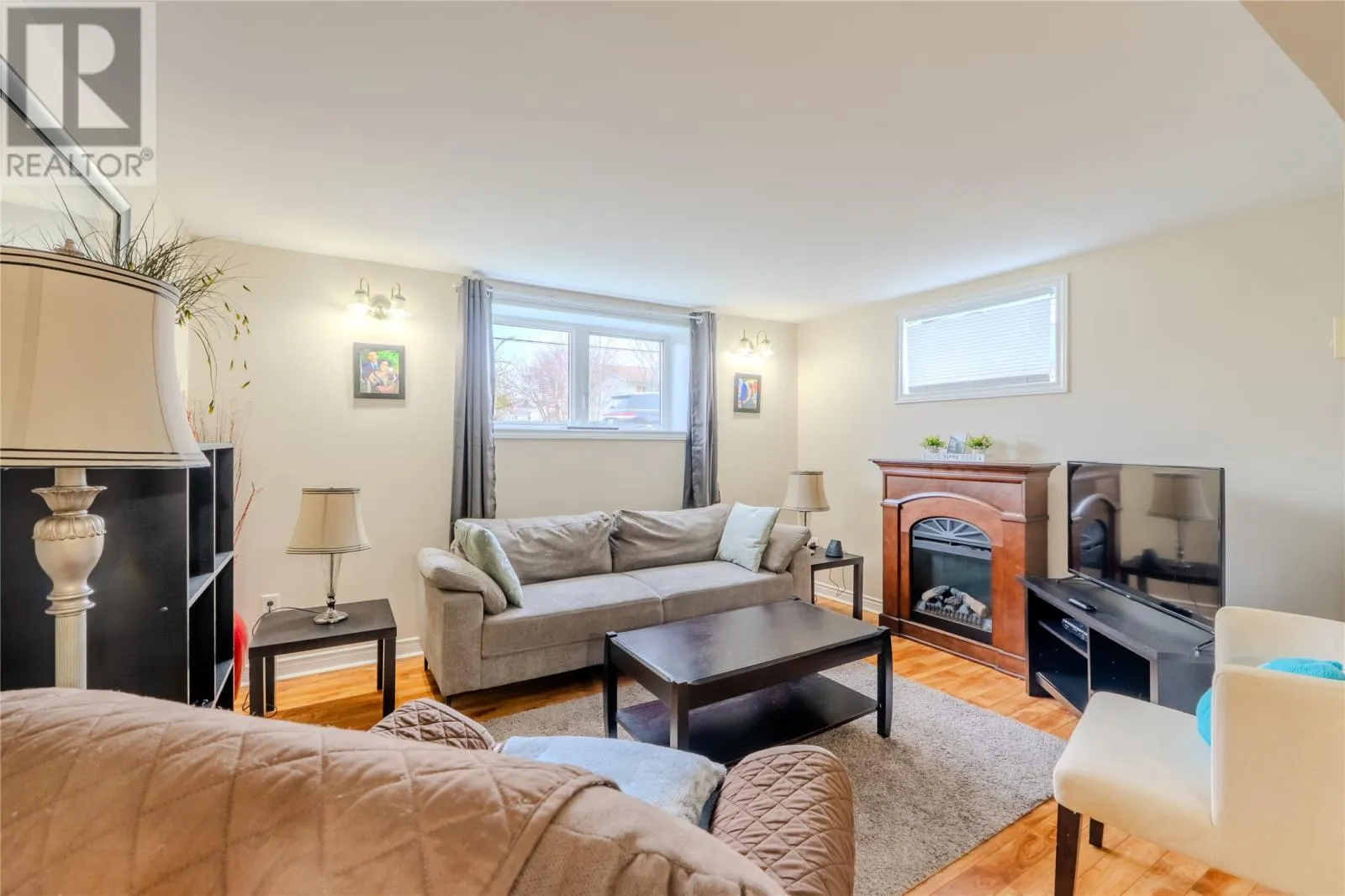 2 Pleasant Avenue