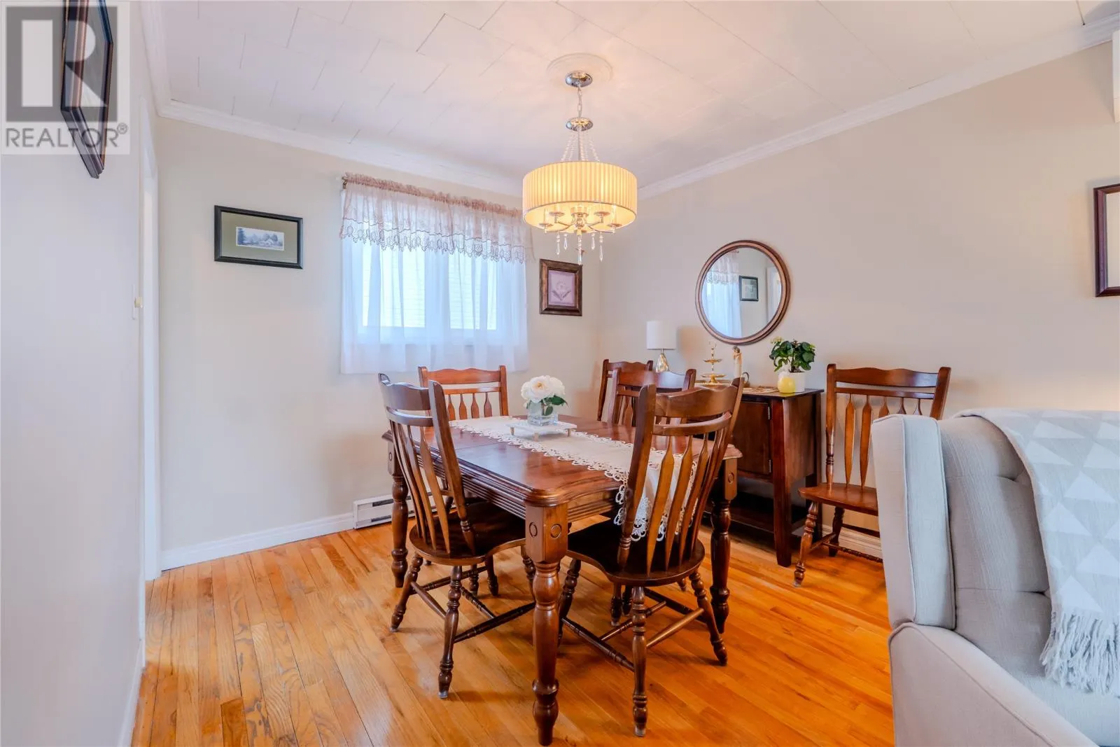 2 Pleasant Avenue