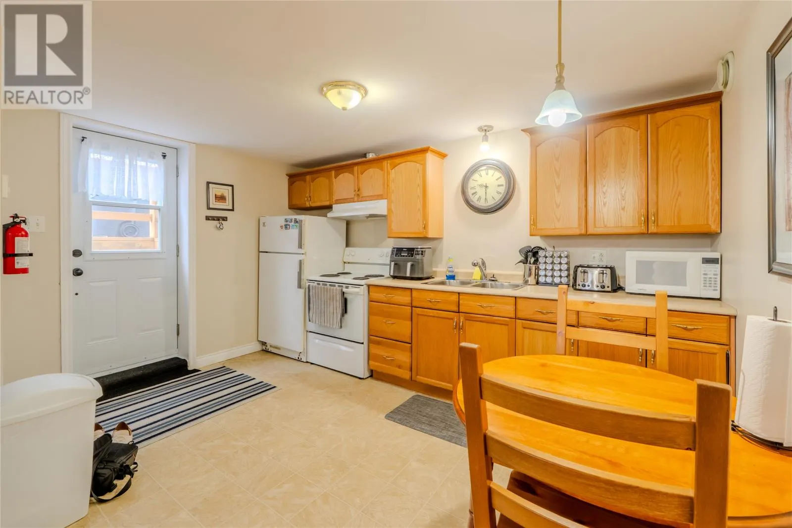 2 Pleasant Avenue