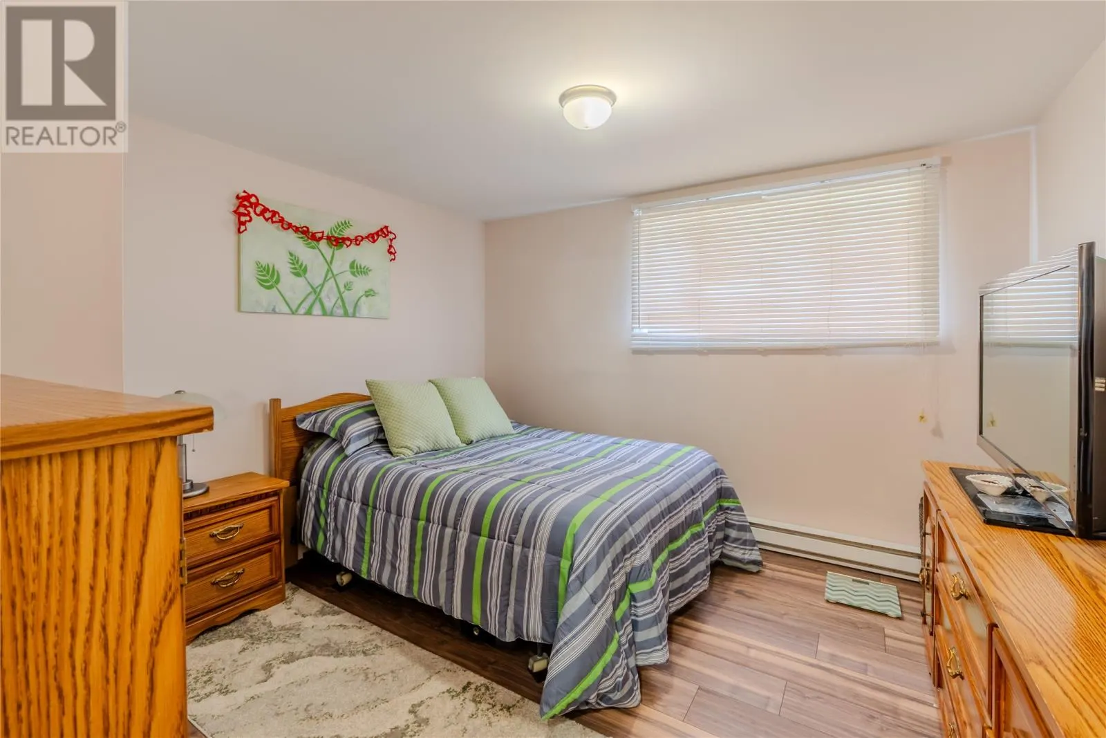 2 Pleasant Avenue