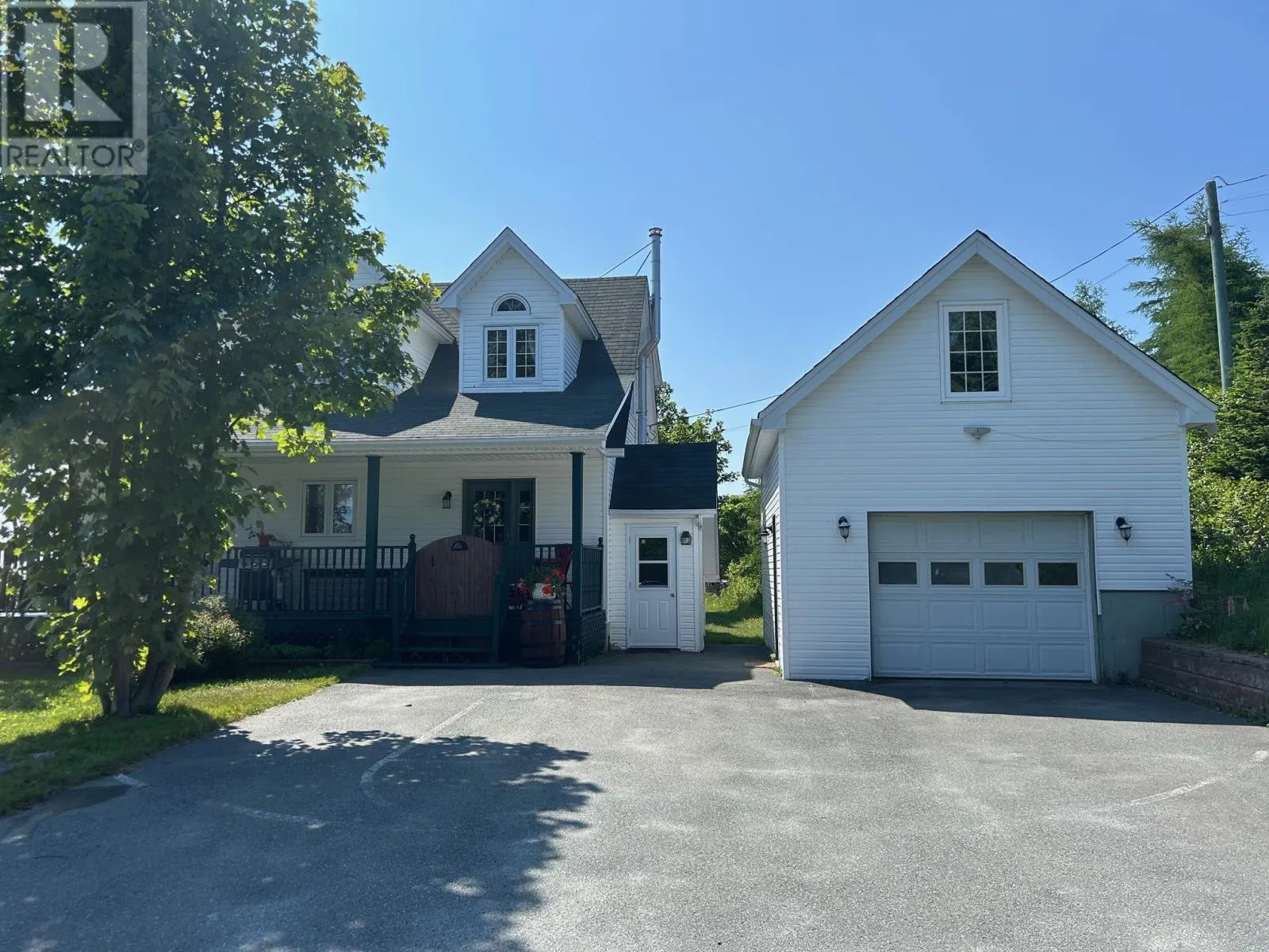 27 Williams Lane