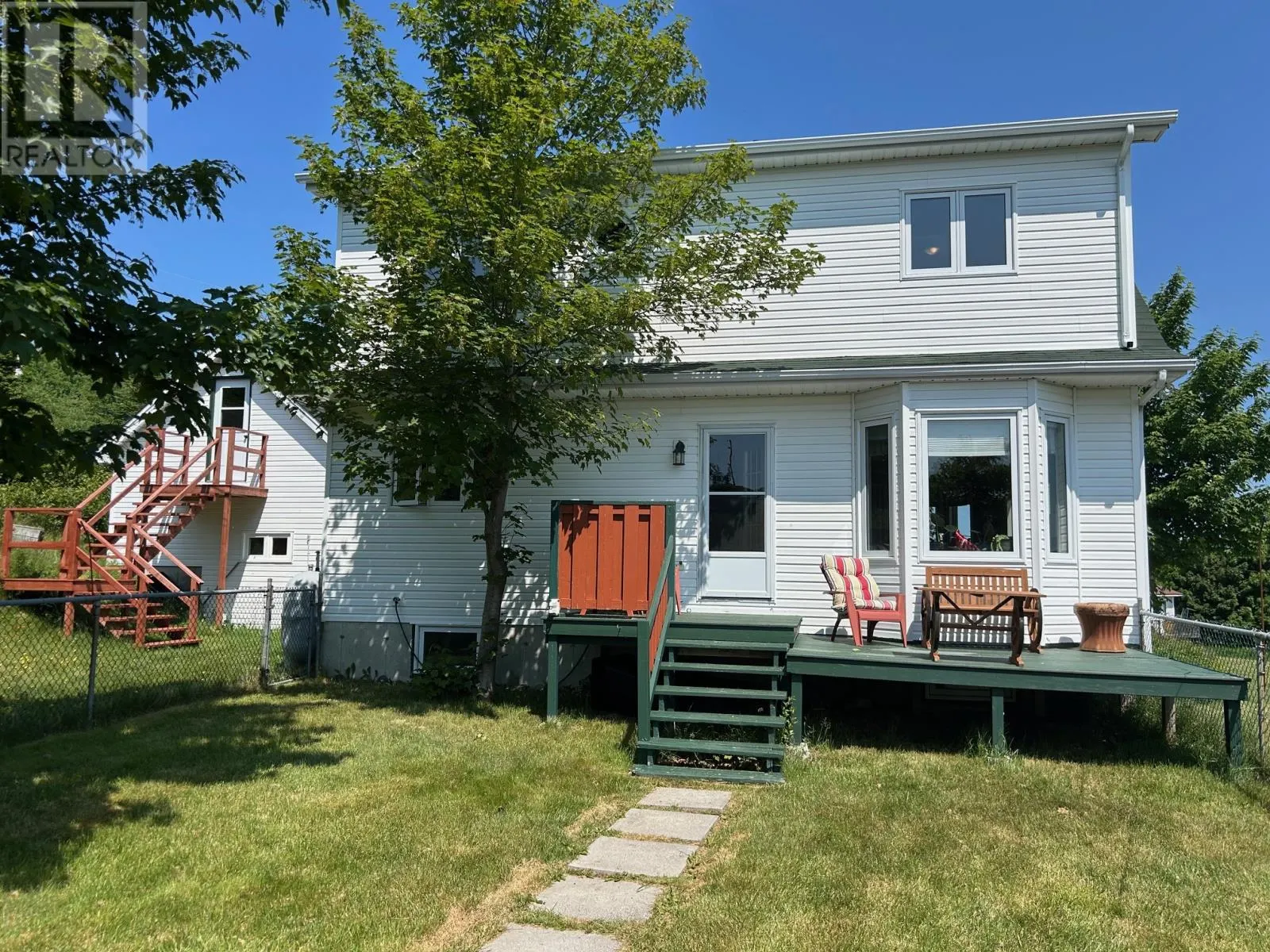 27 Williams Lane