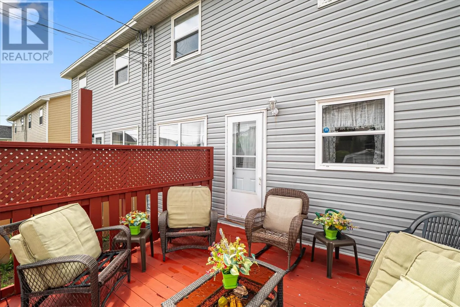 5 MacLaren Place