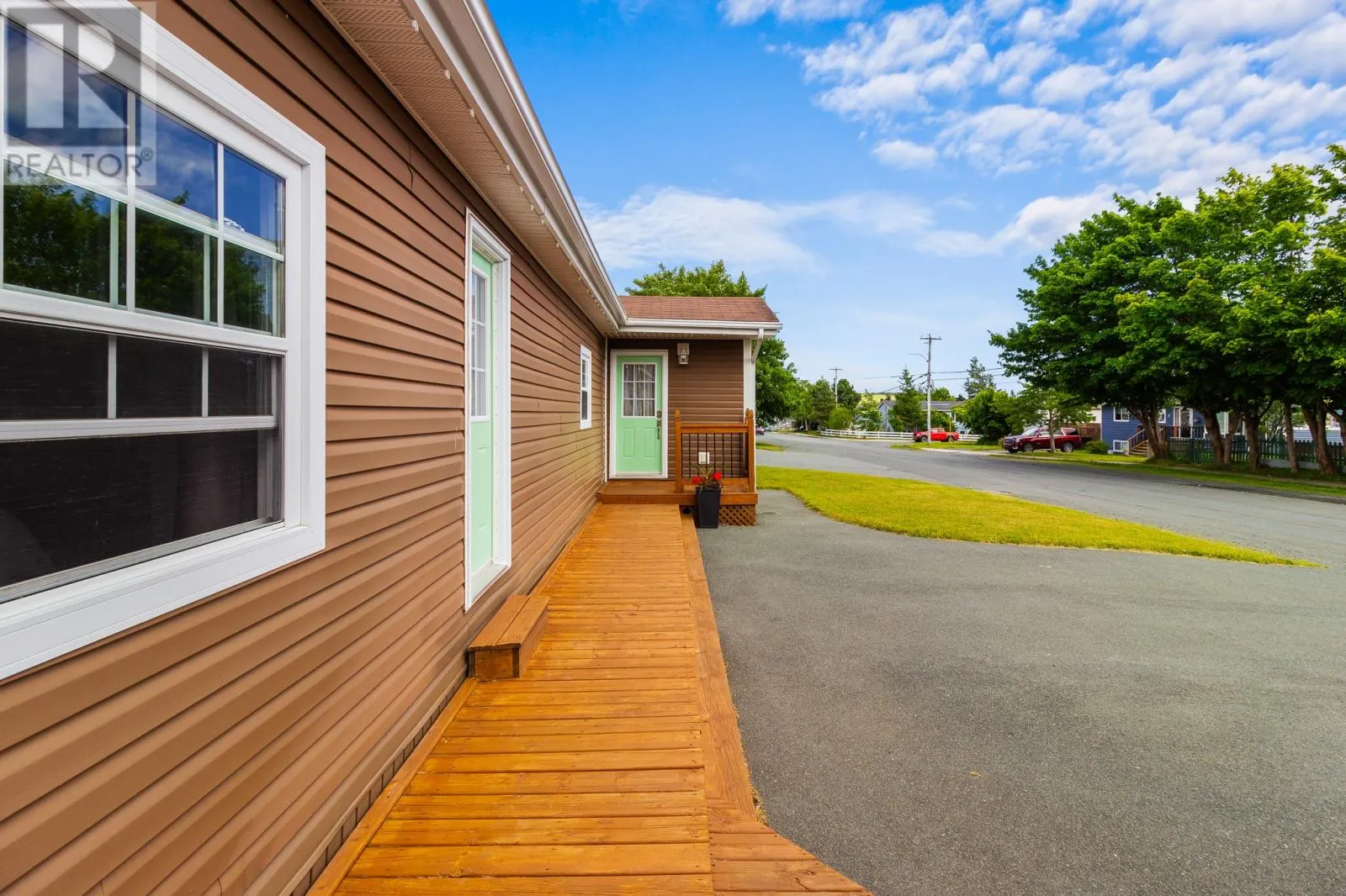 34 Meadowbrook Park Road