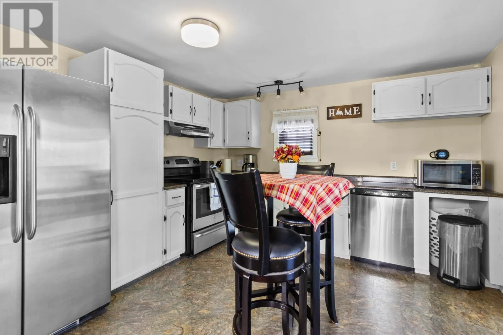 34 Meadowbrook Park Road