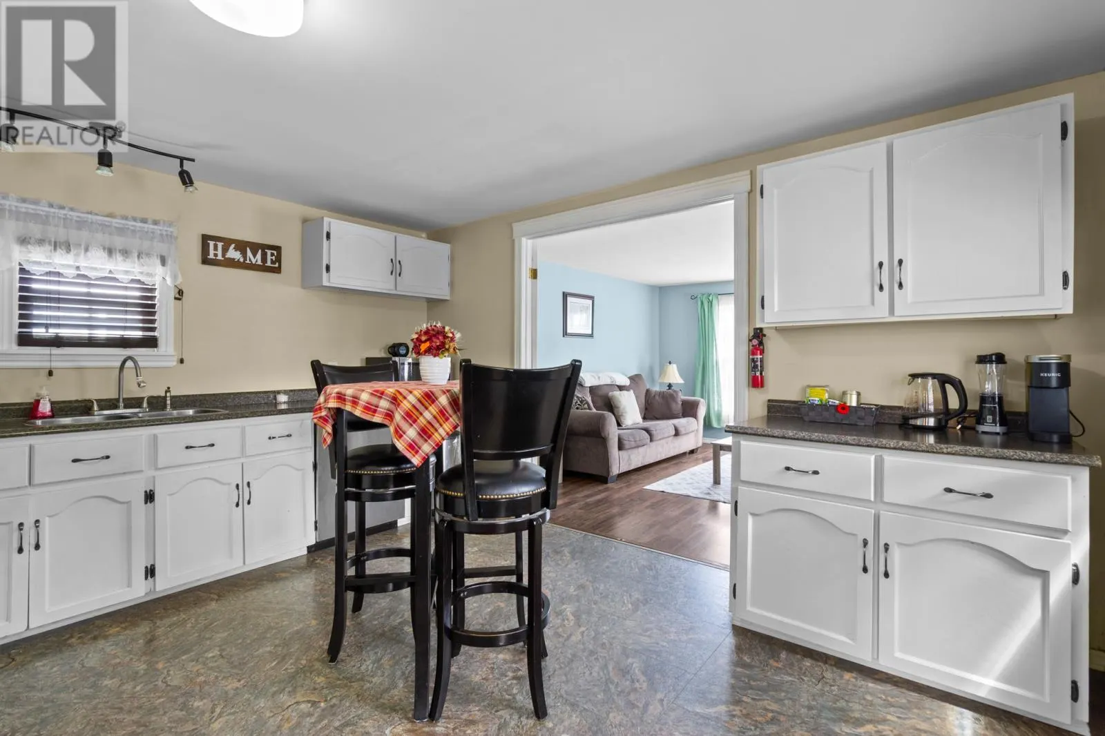 34 Meadowbrook Park Road