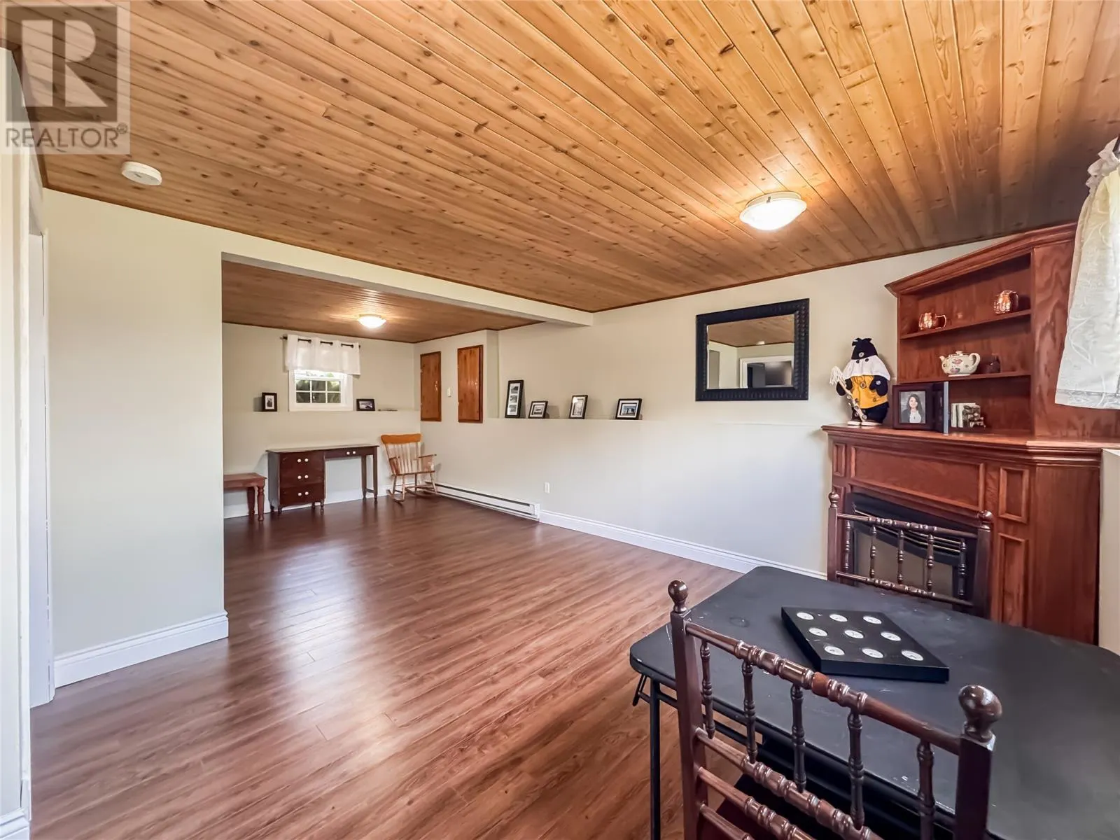 42 Greenhill Crescent