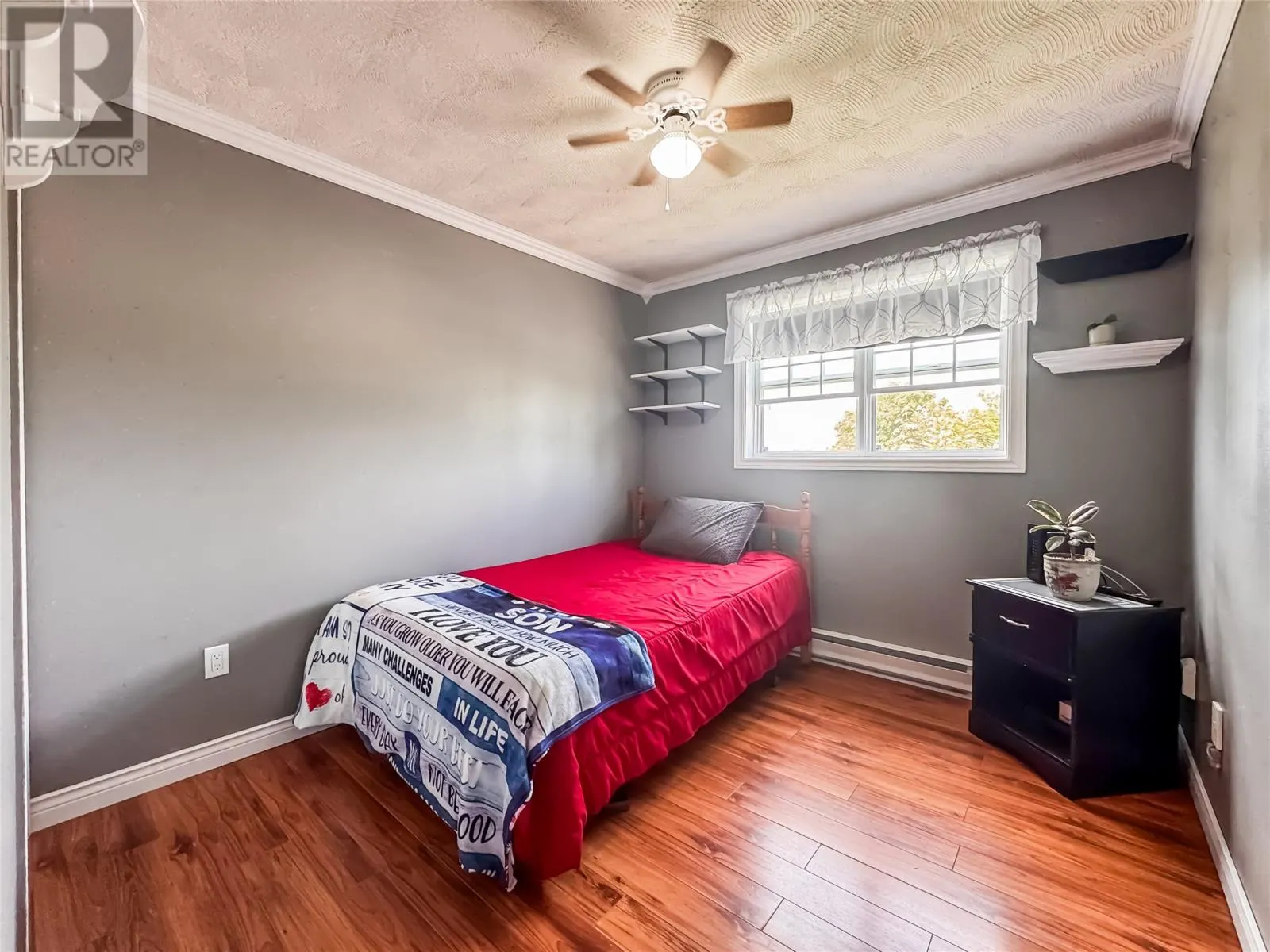 42 Greenhill Crescent