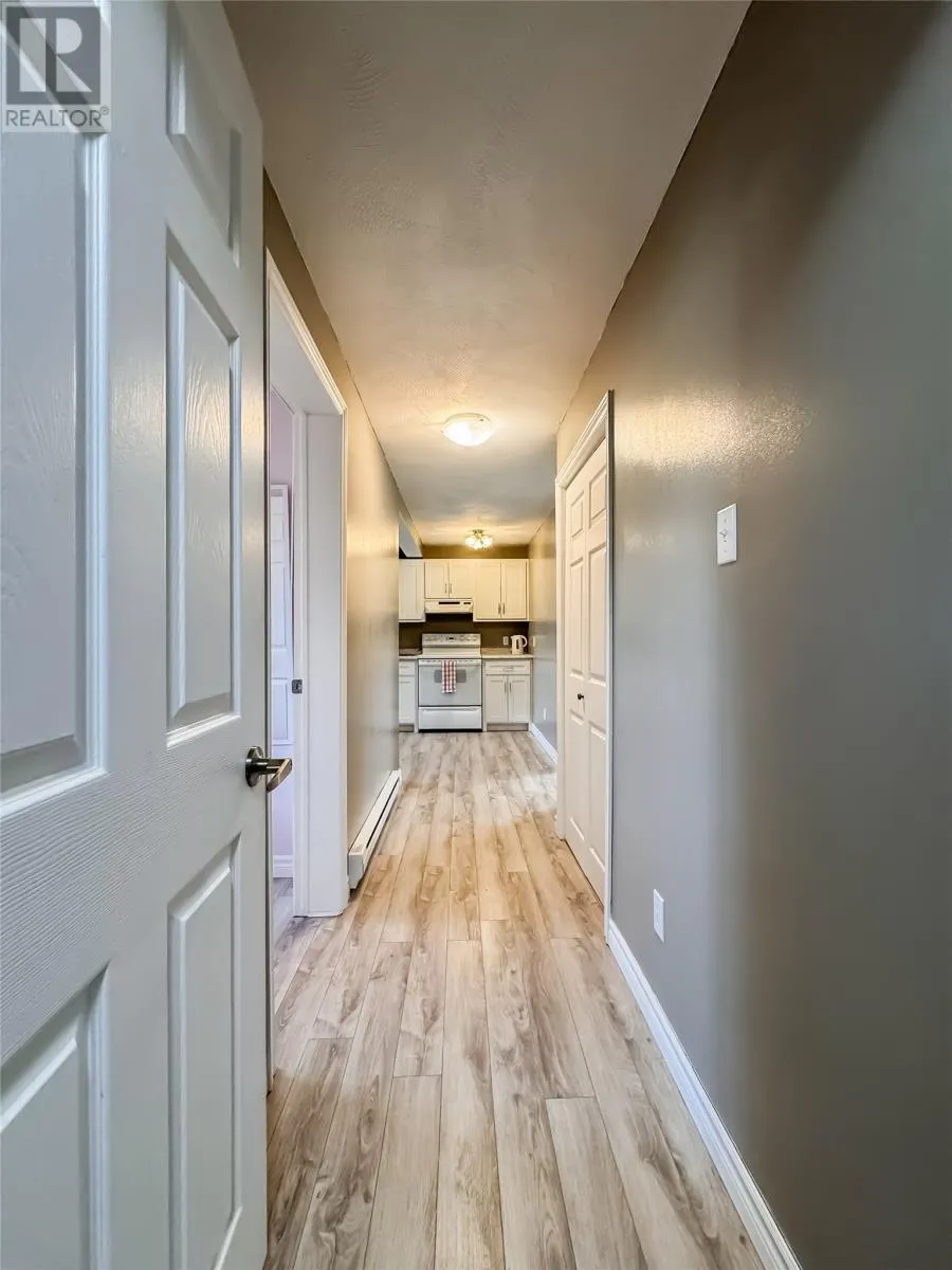 42 Greenhill Crescent