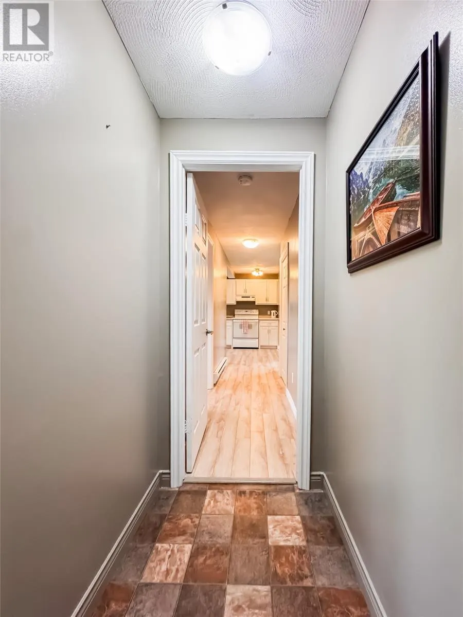 42 Greenhill Crescent