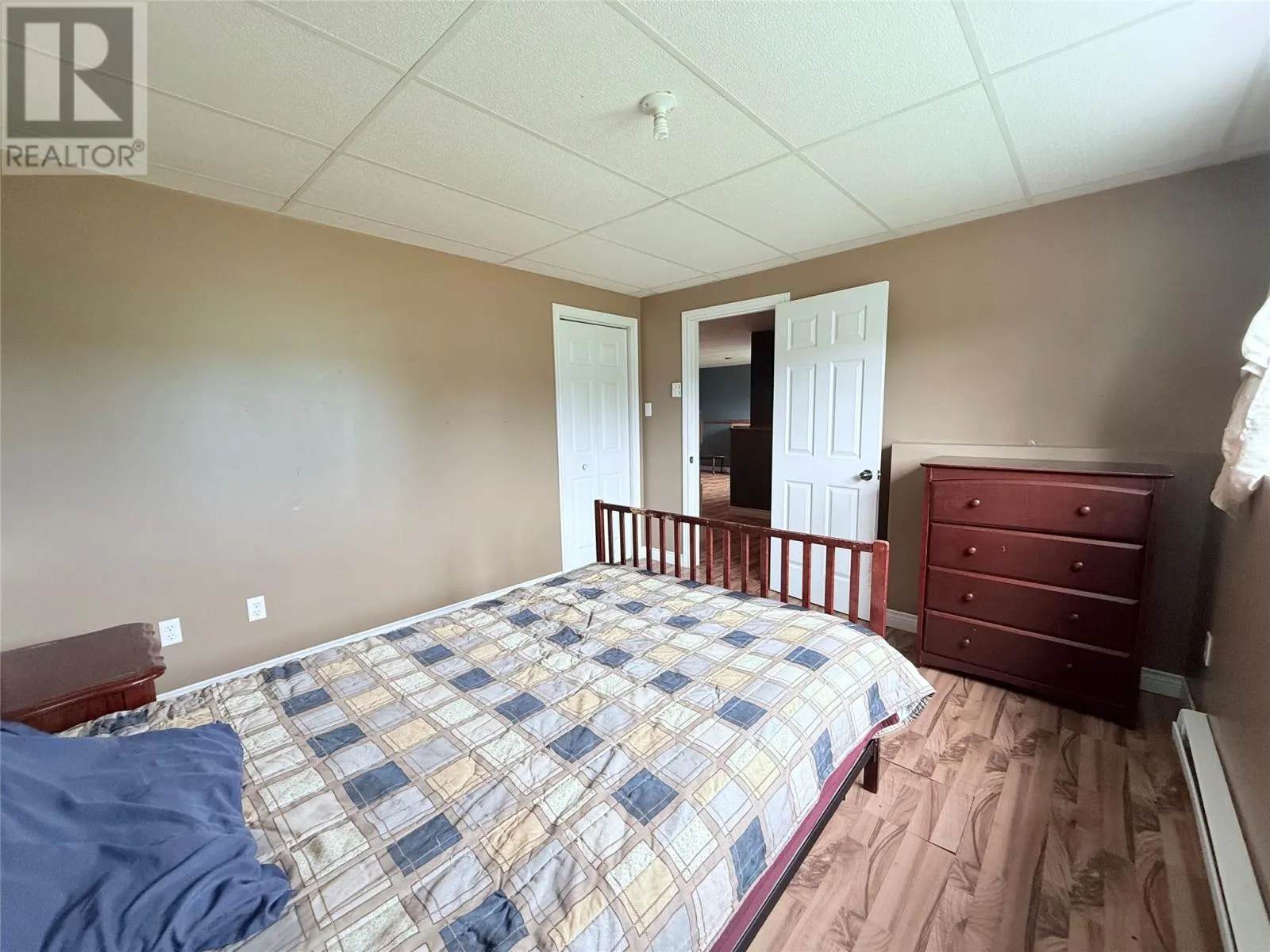 50 Shaheen Crescent