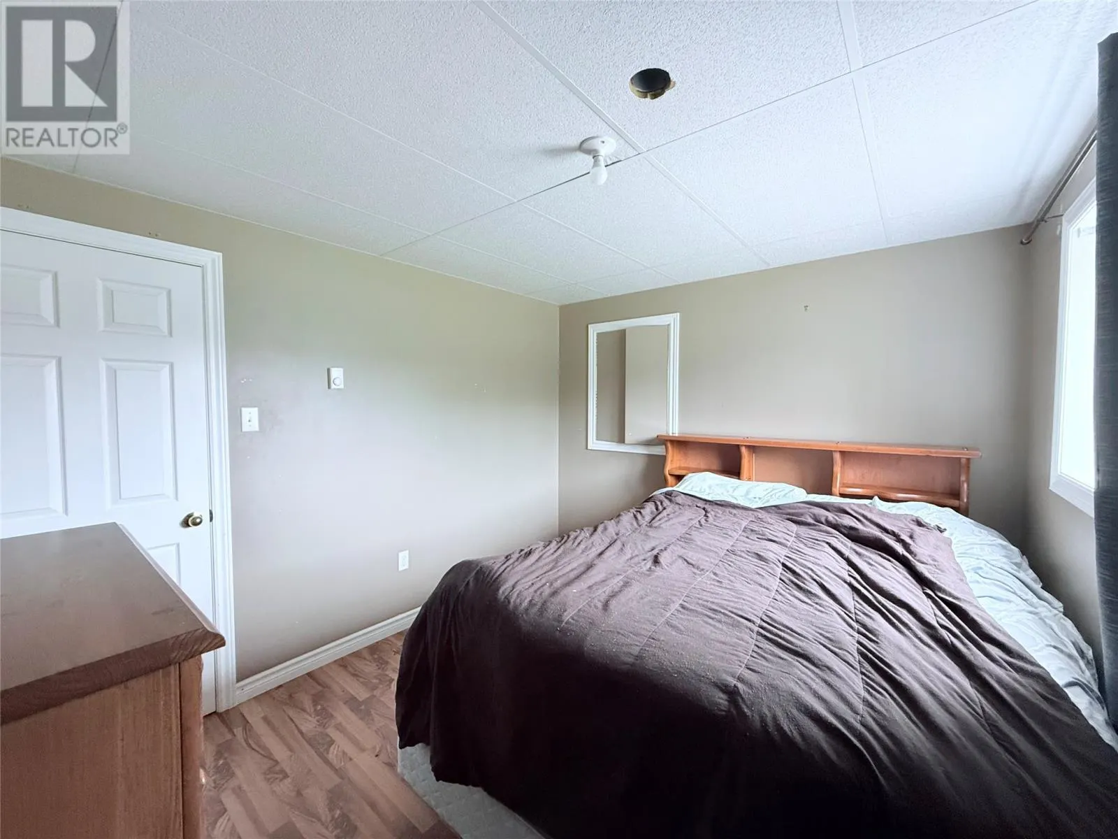 50 Shaheen Crescent