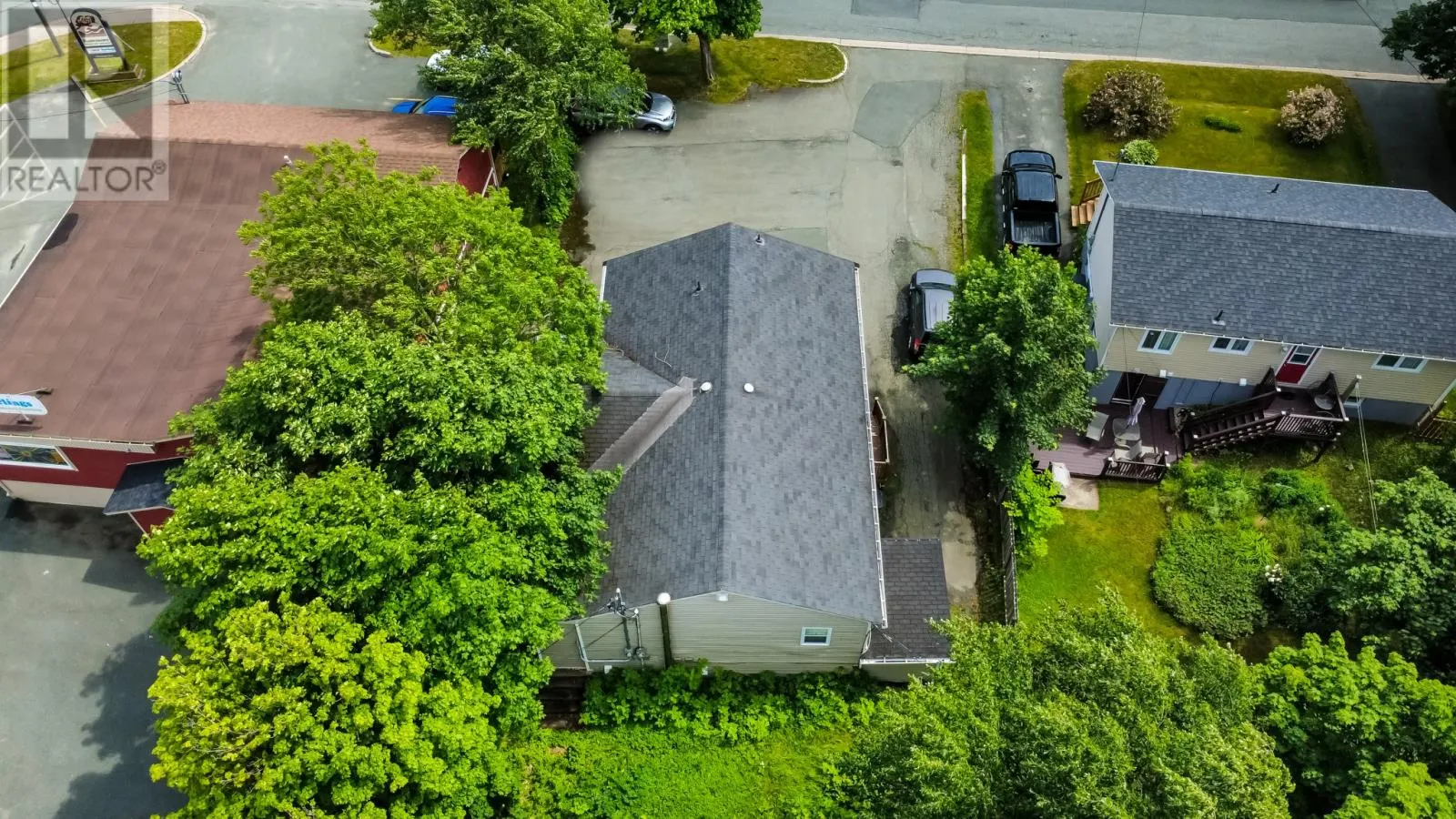 4 Edinburgh Drive