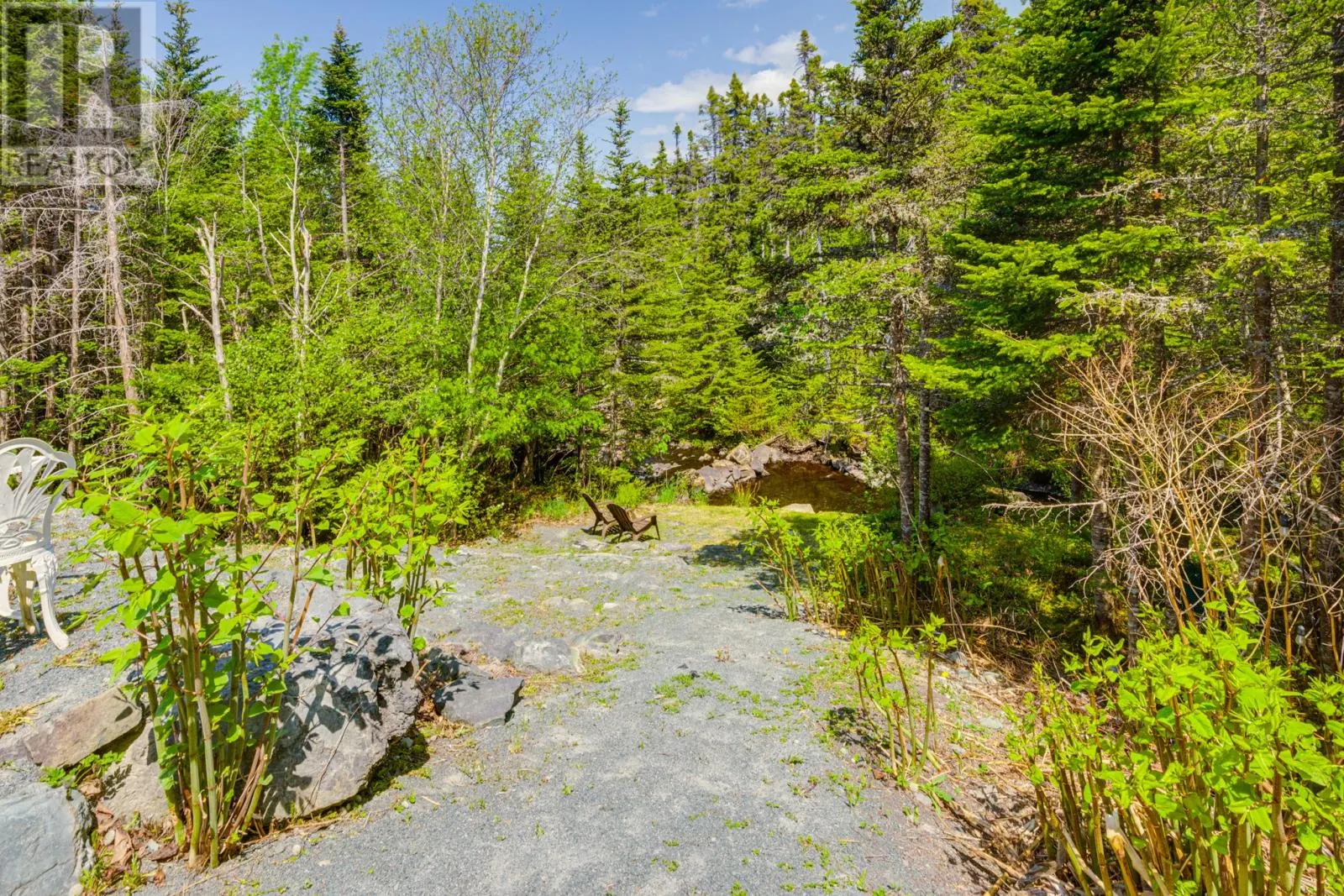 23 South Pond Road