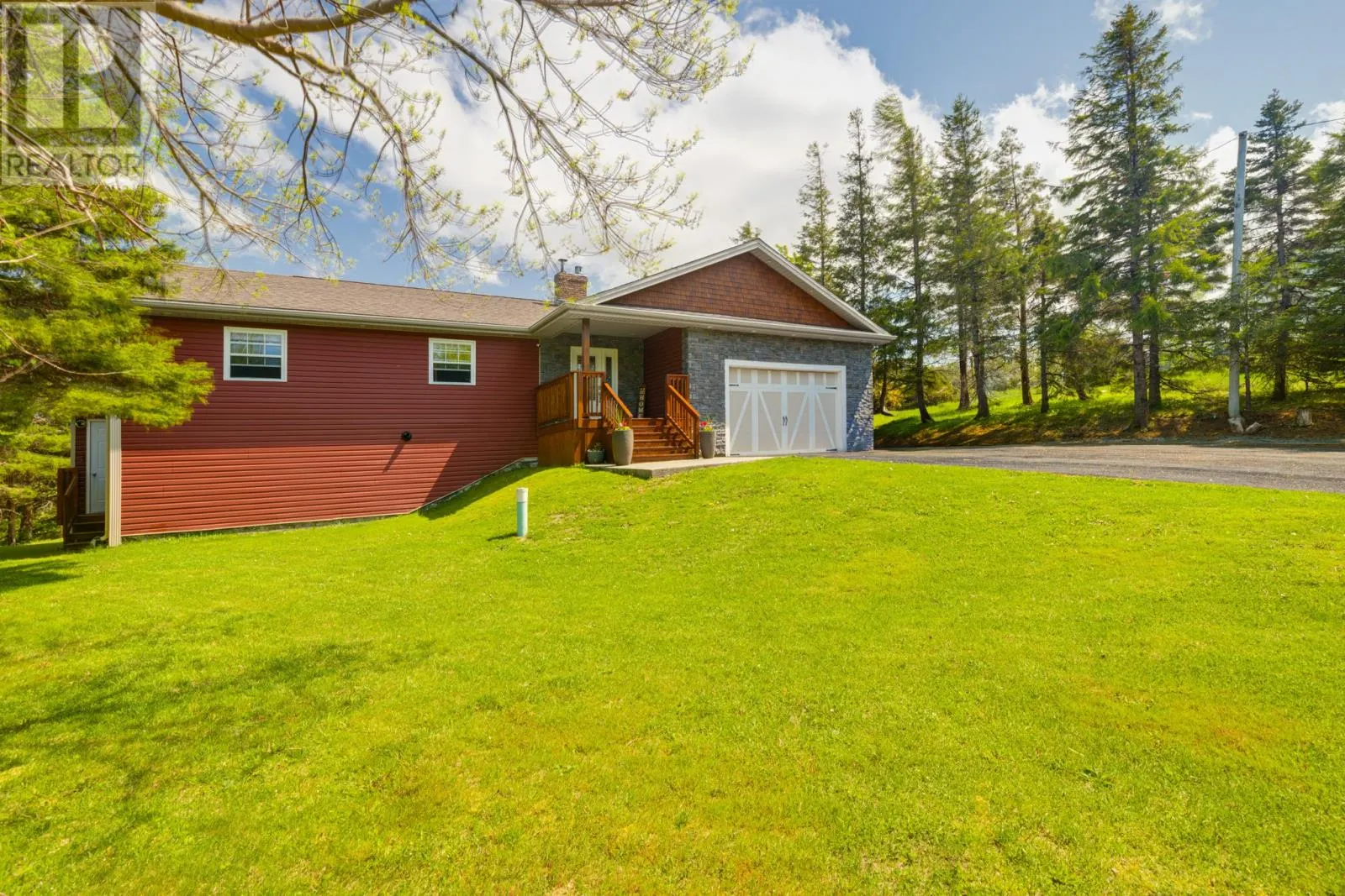 23 South Pond Road
