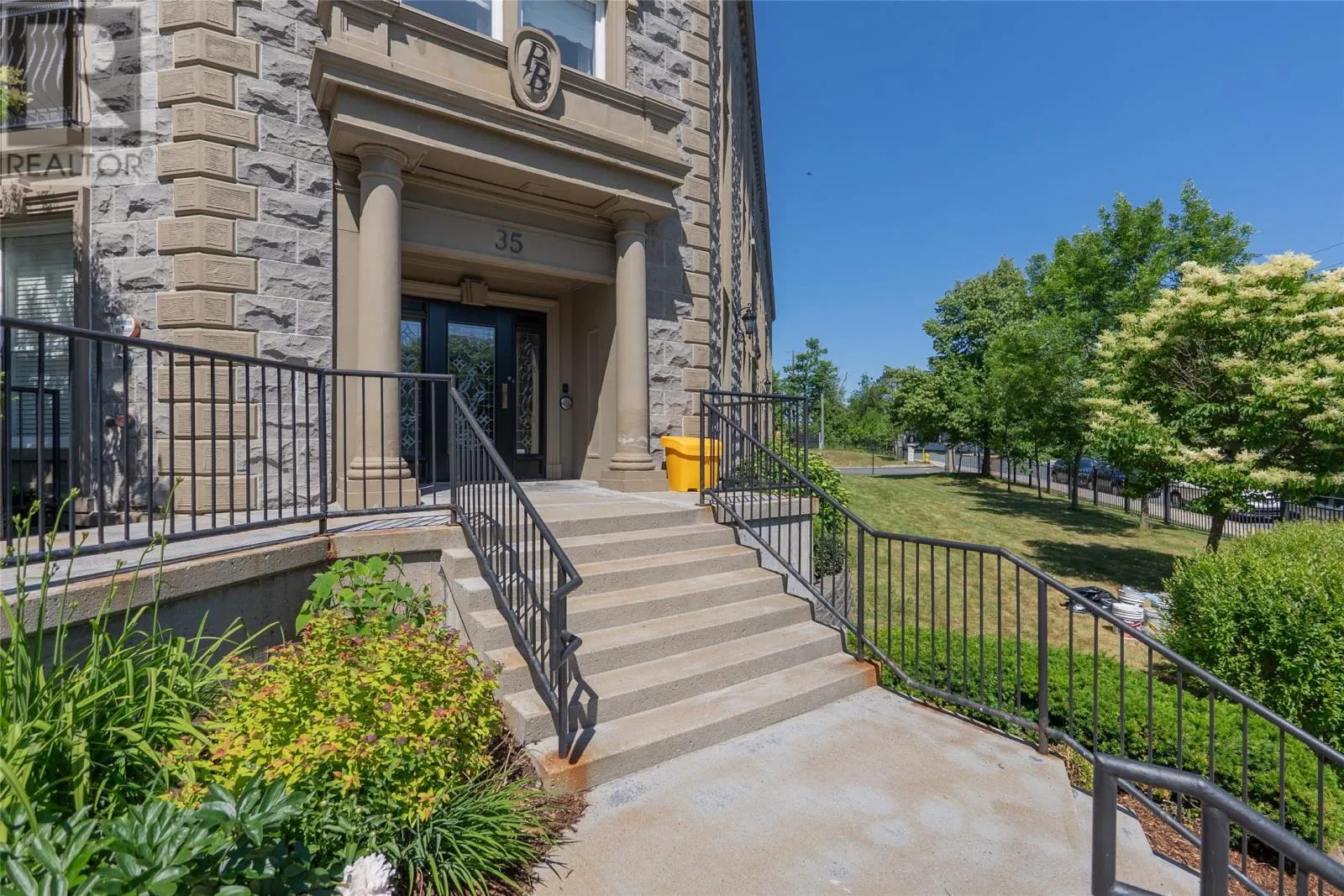 35 Bonaventure Avenue Unit#118, #118