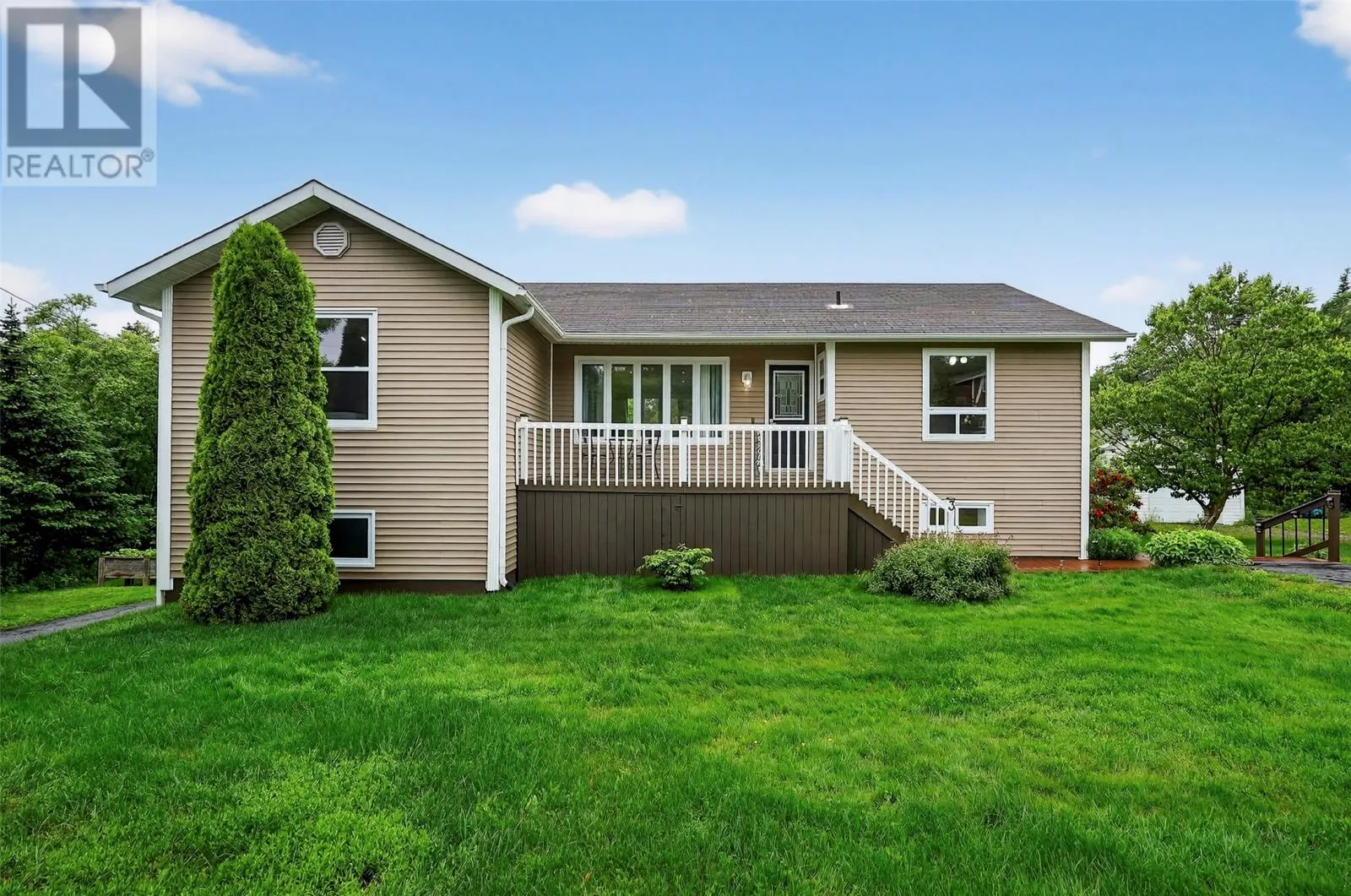 3 Forest Avenue