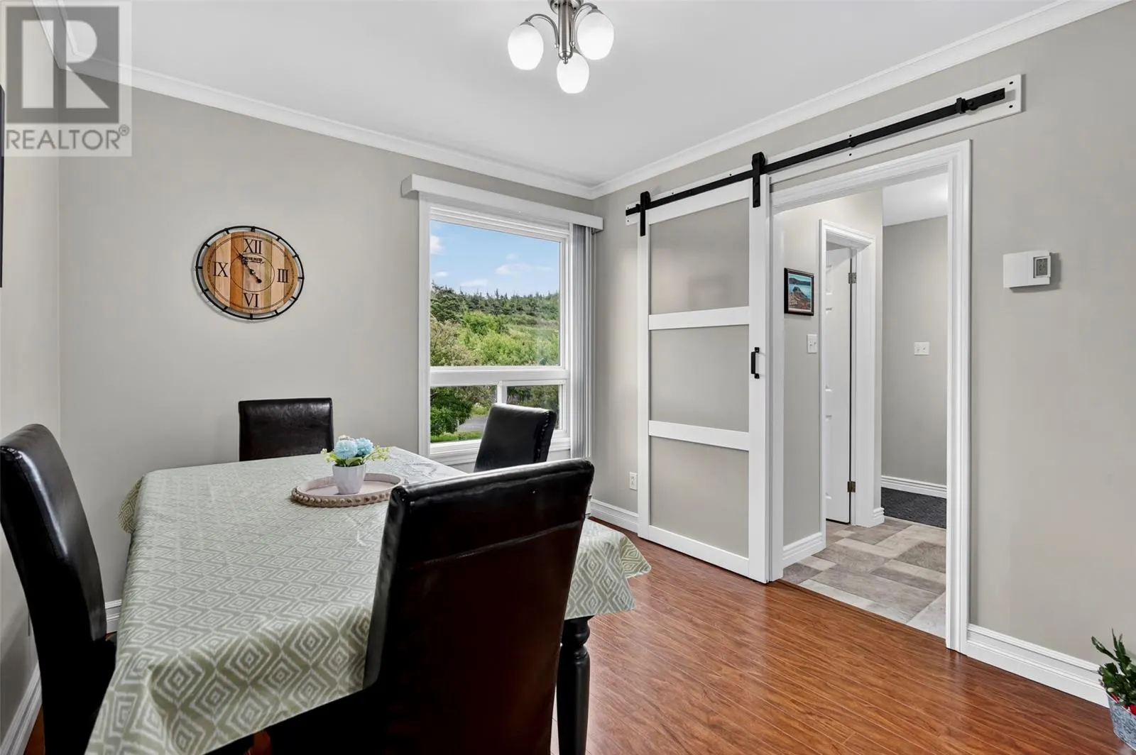 3 Forest Avenue