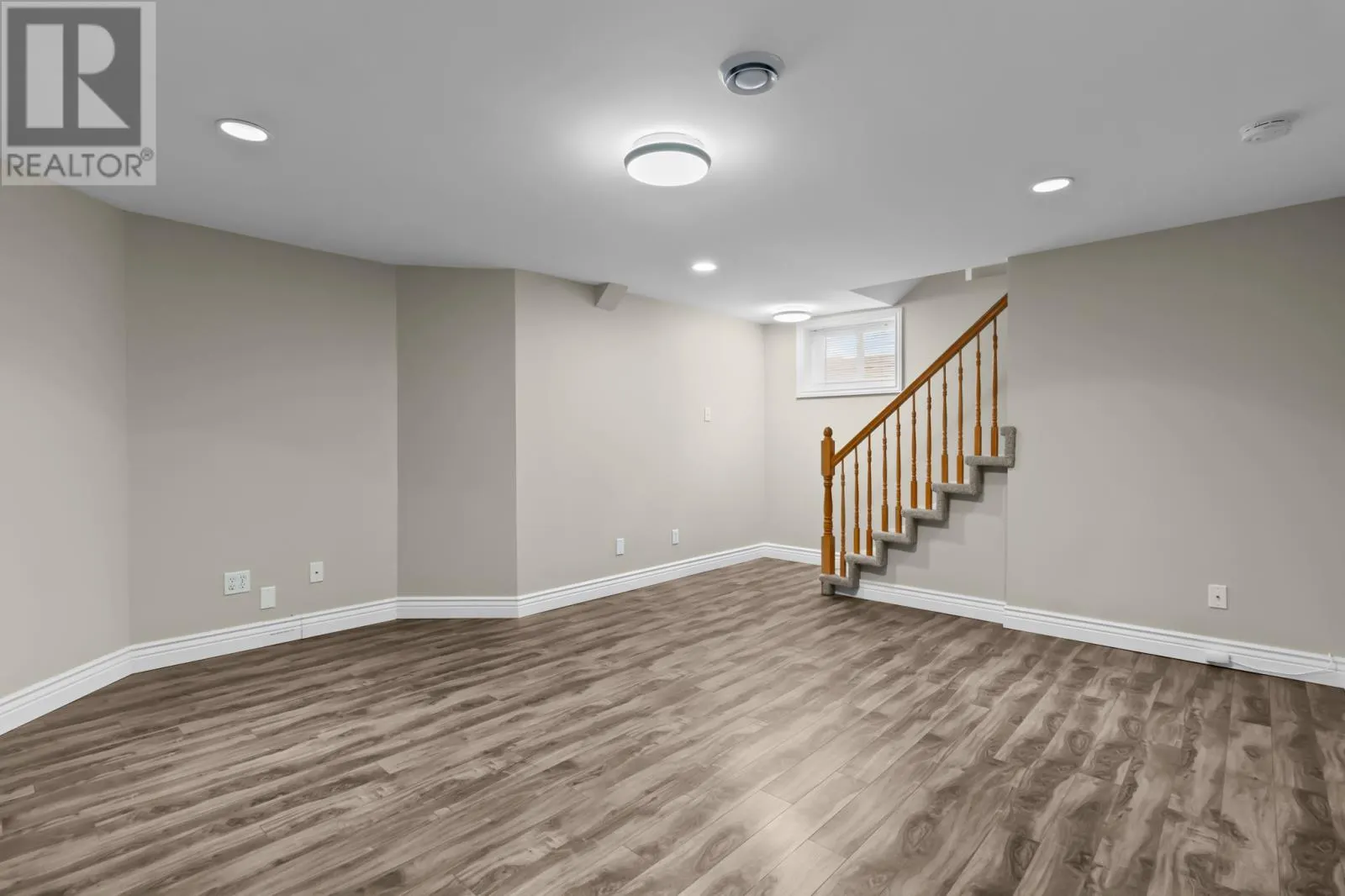 5 Stojko Place
