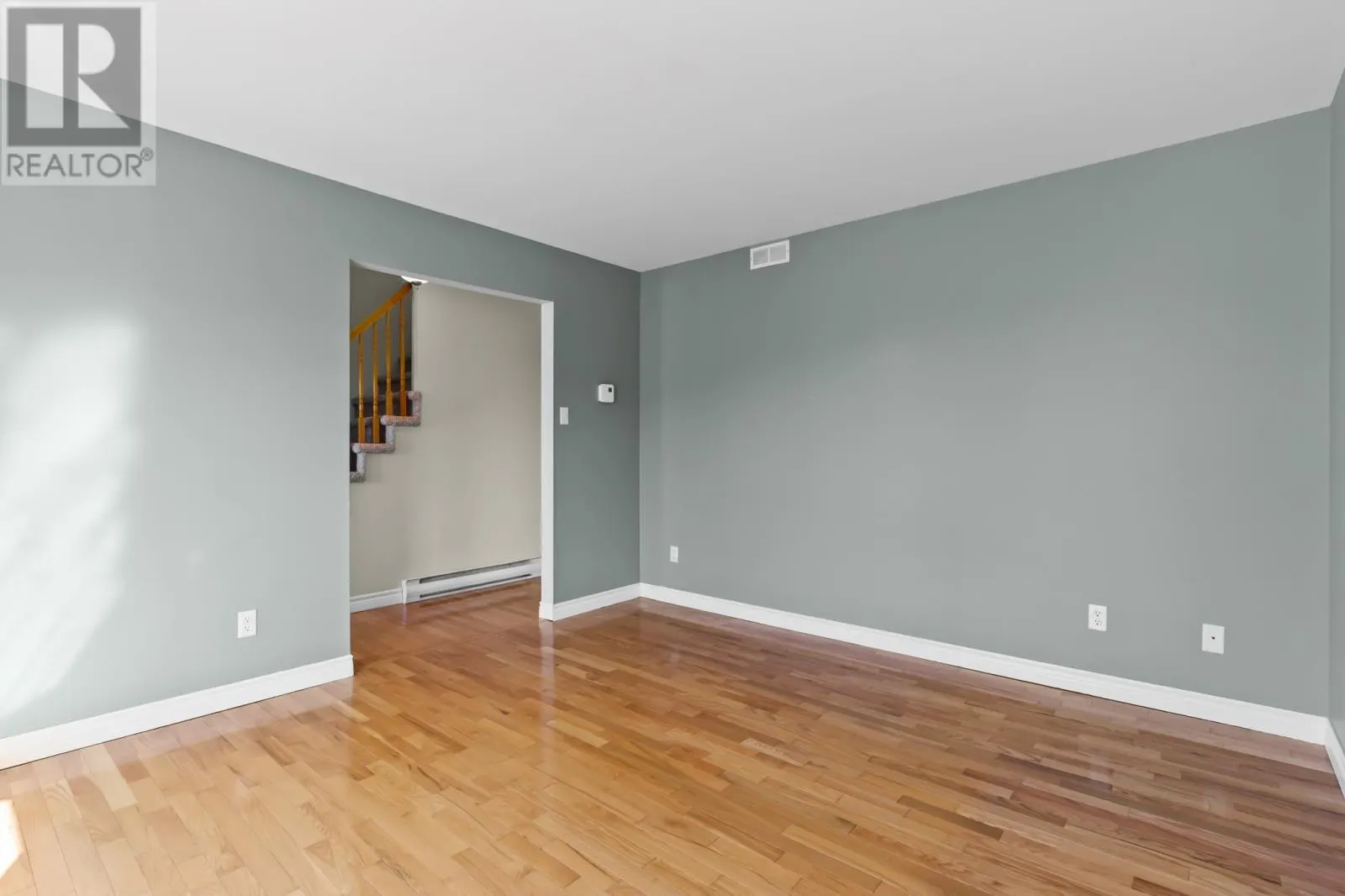 5 Stojko Place