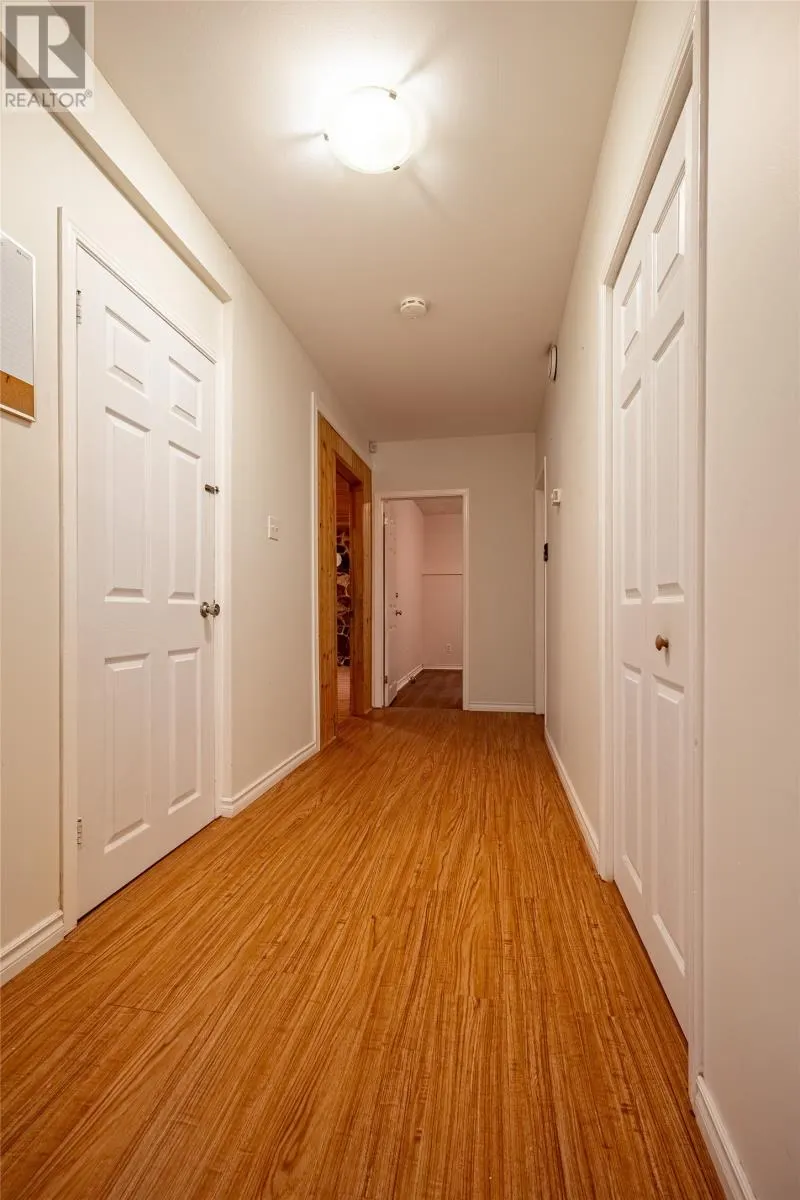 17 Green Ridge Place