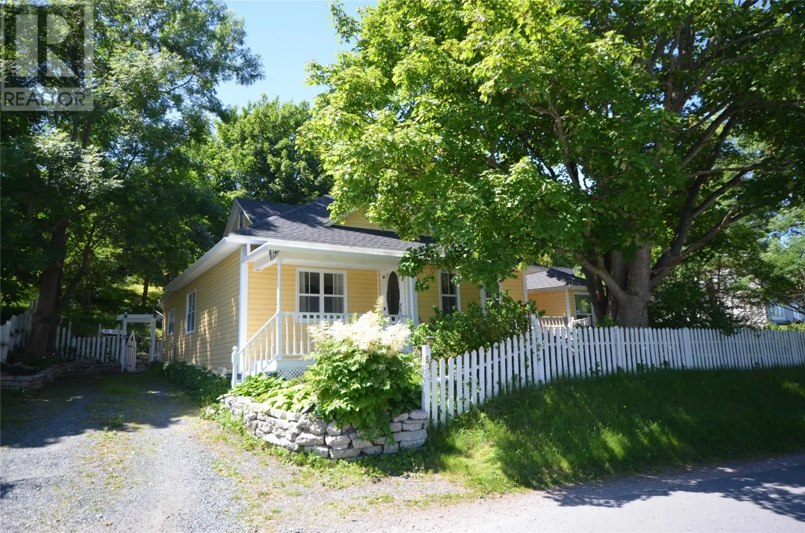 51 Northside Road