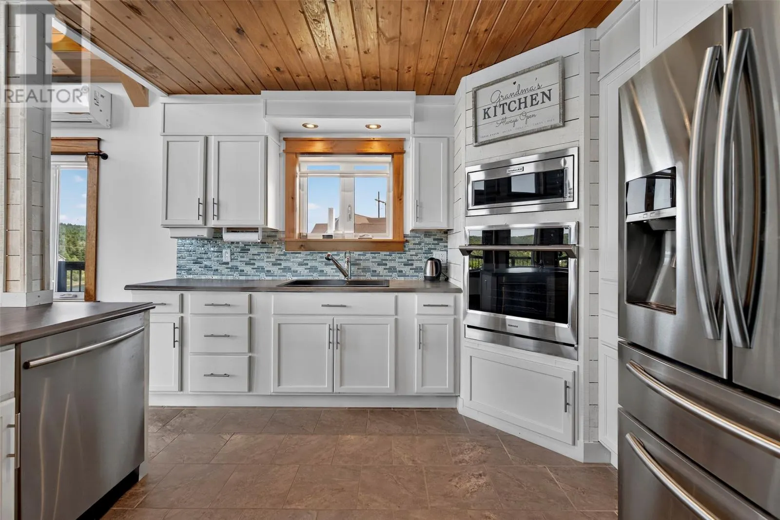 14 Spruce Ridge Road