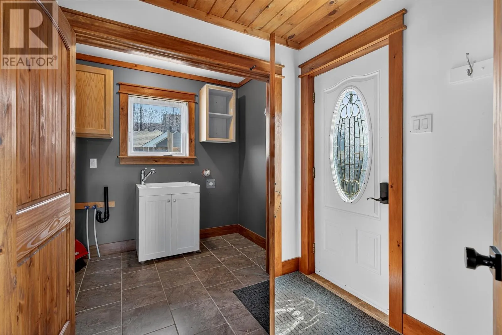 14 Spruce Ridge Road