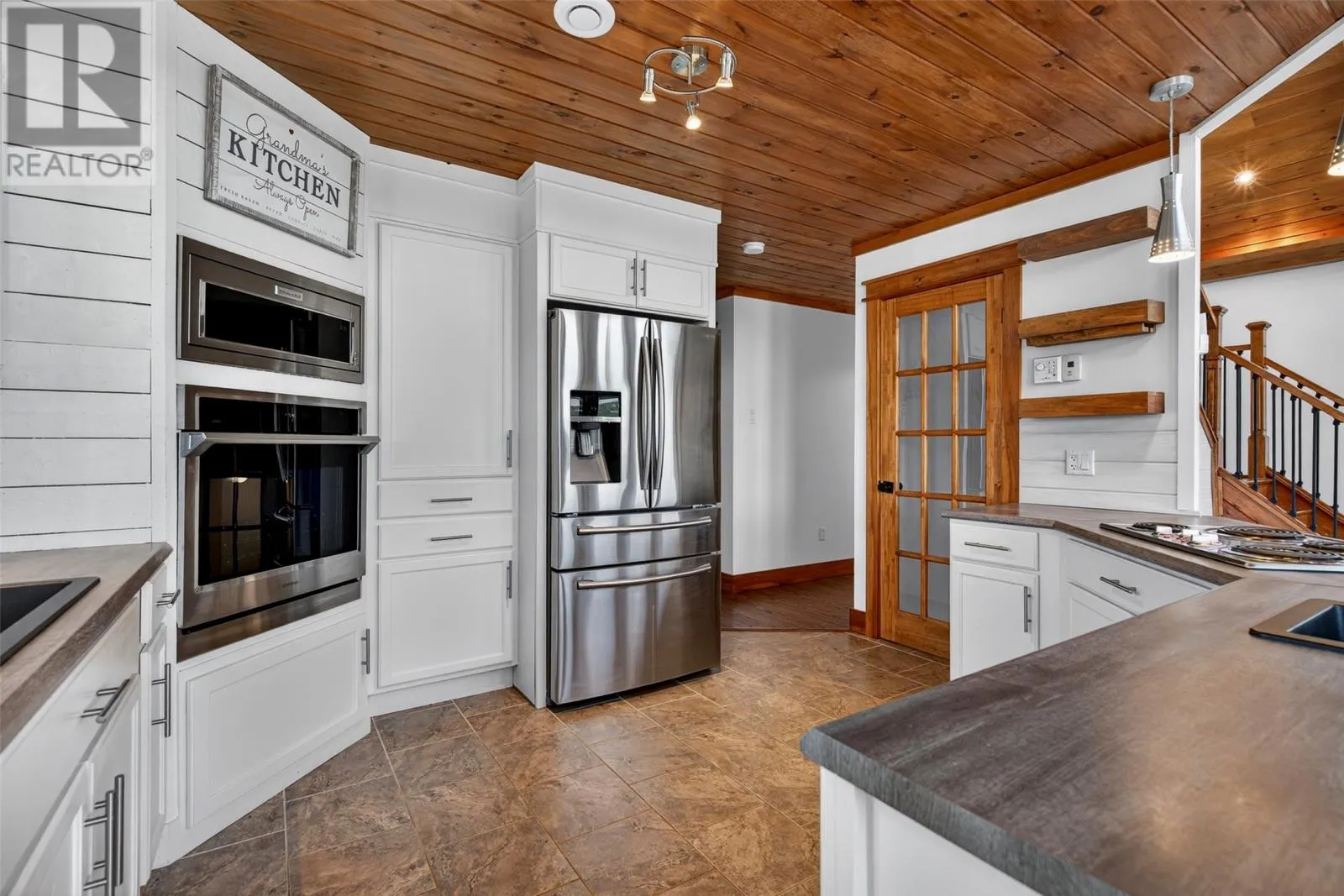 14 Spruce Ridge Road
