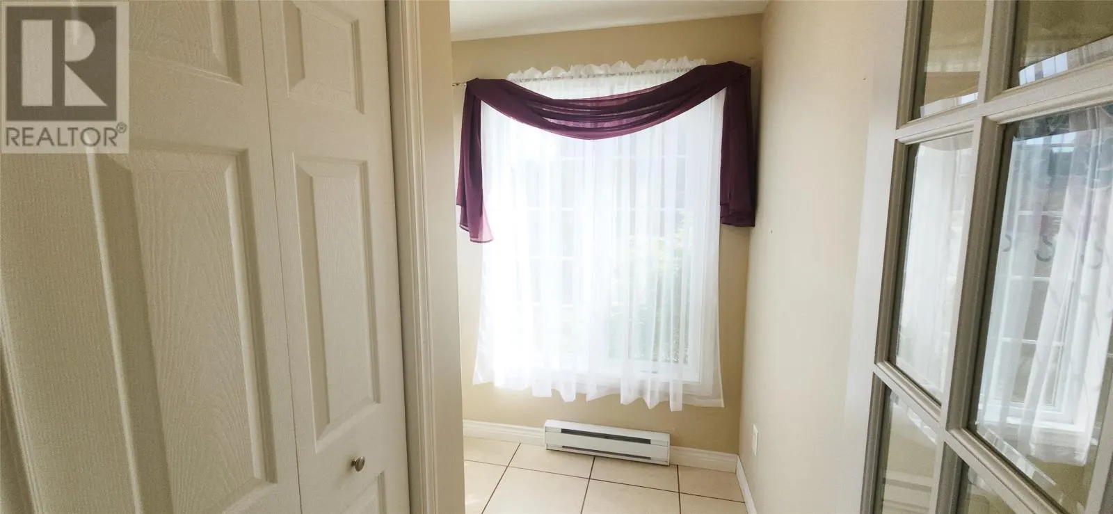 11 Ivydale Place