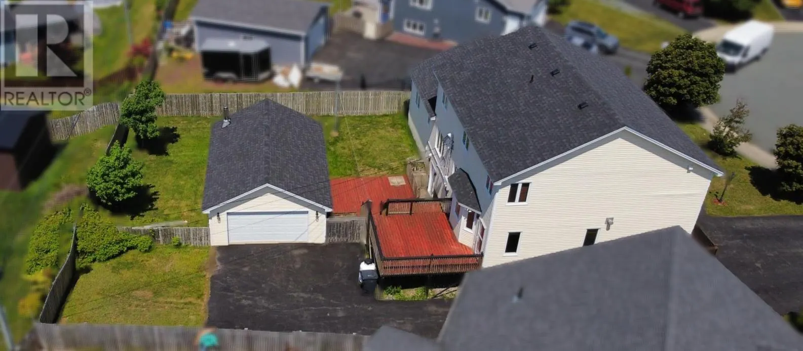 11 Ivydale Place