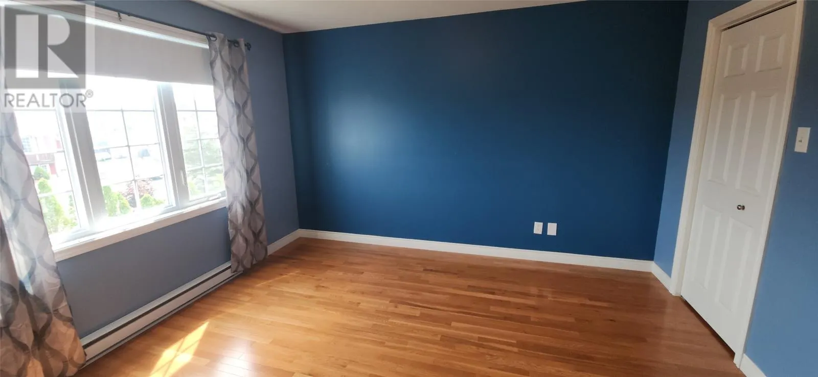 11 Ivydale Place