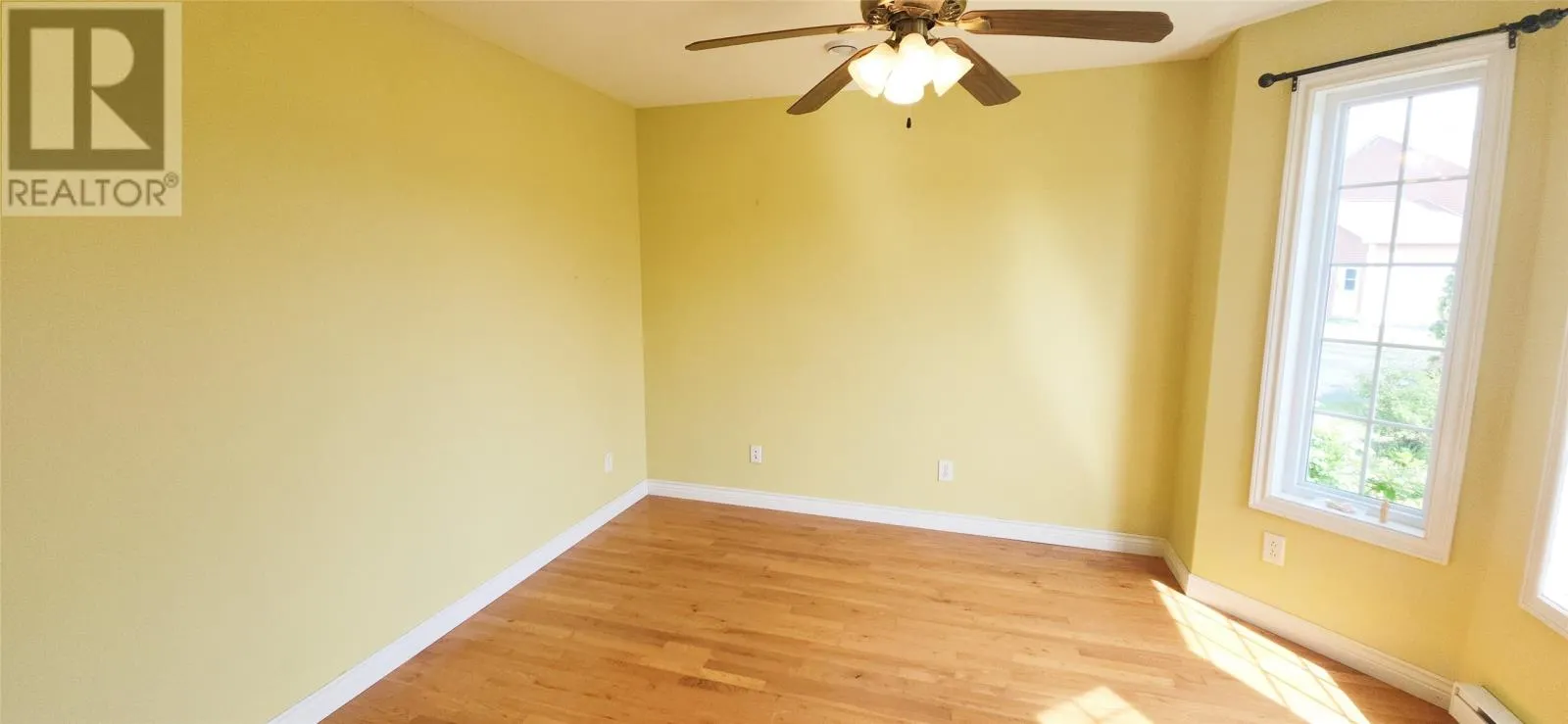 11 Ivydale Place