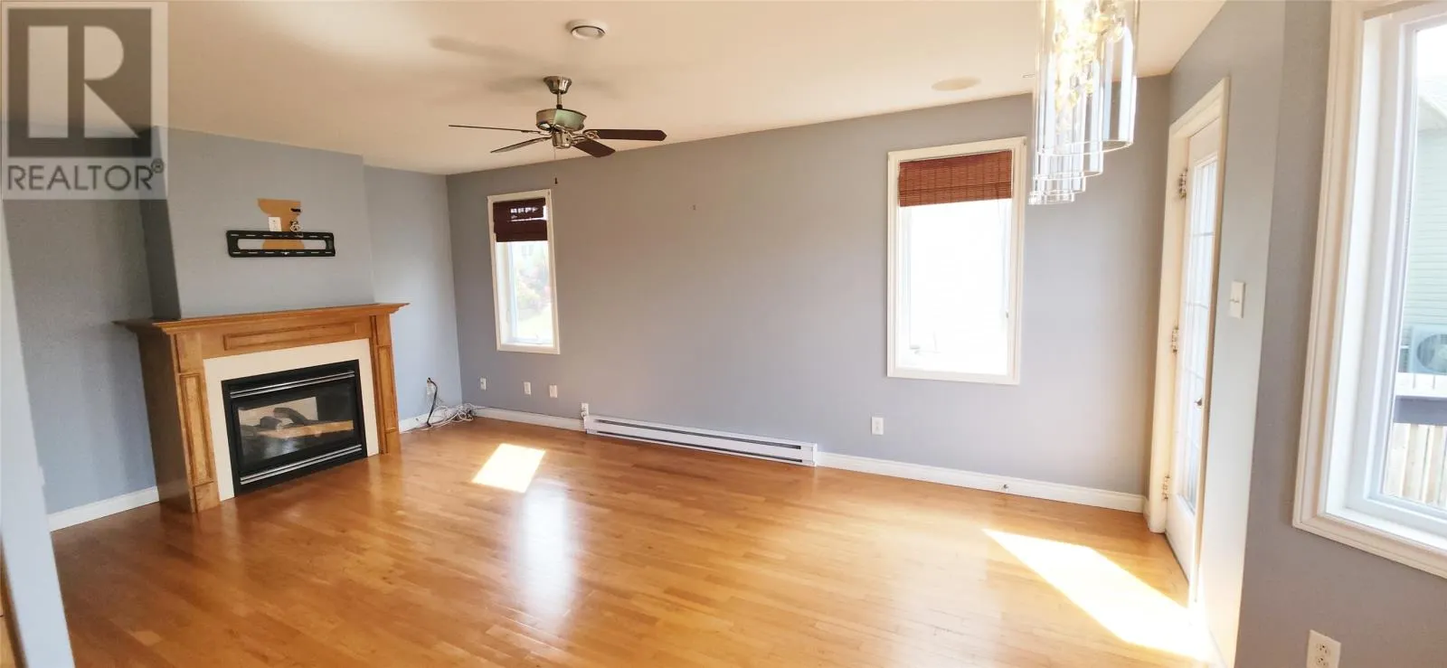 11 Ivydale Place