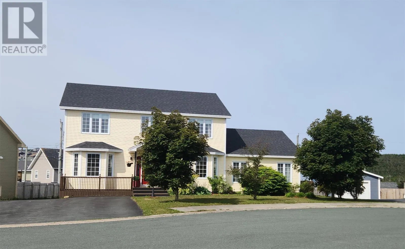11 Ivydale Place