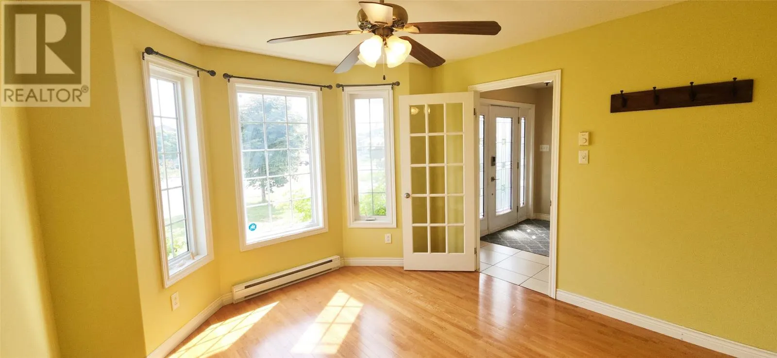 11 Ivydale Place