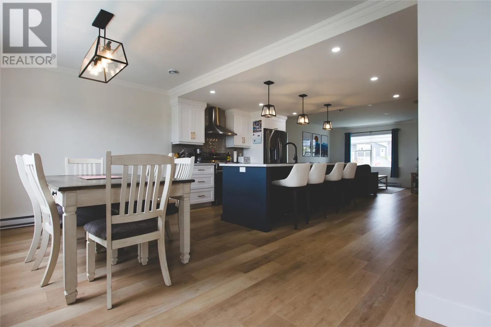 4 Little Bell Place