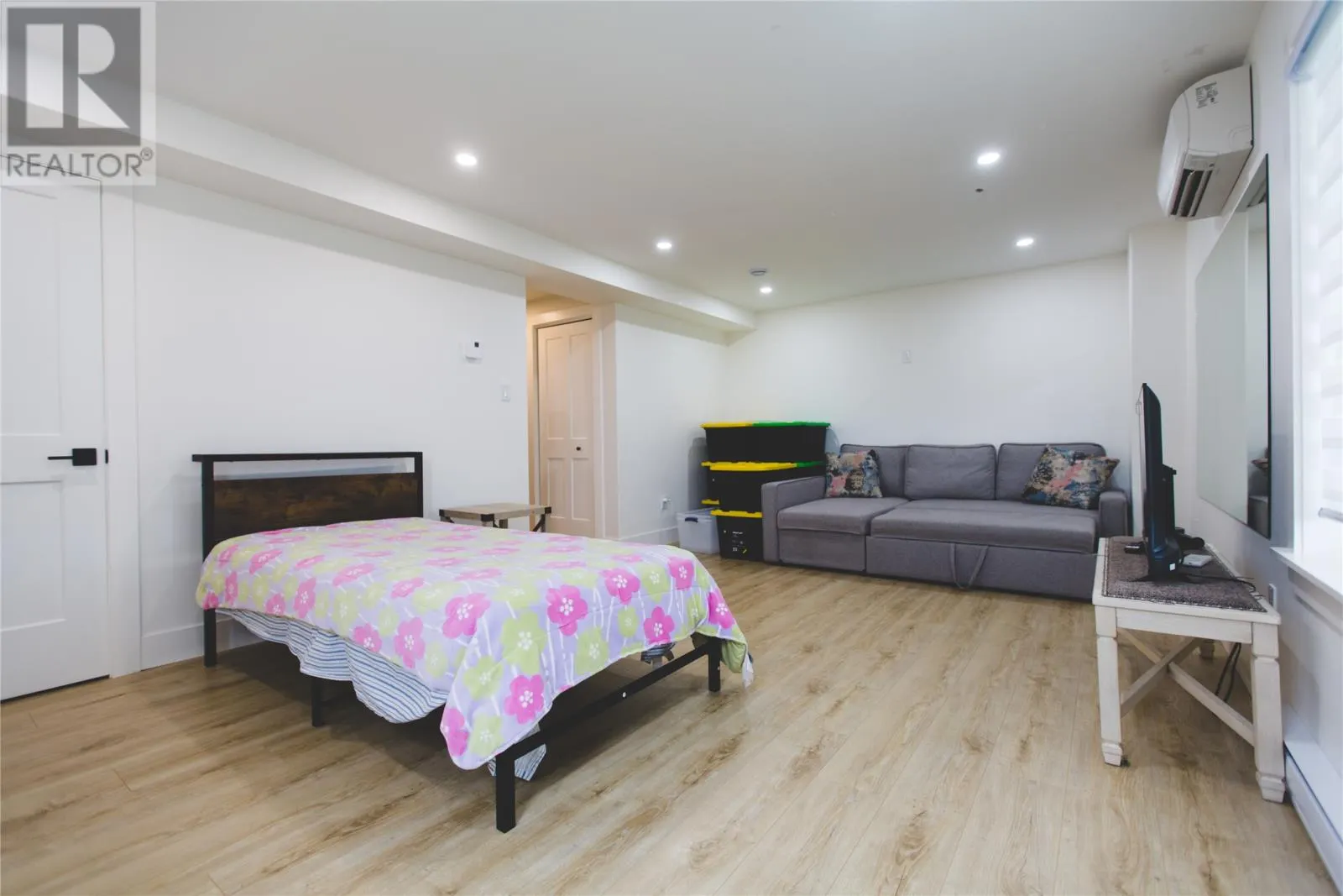 4 Little Bell Place