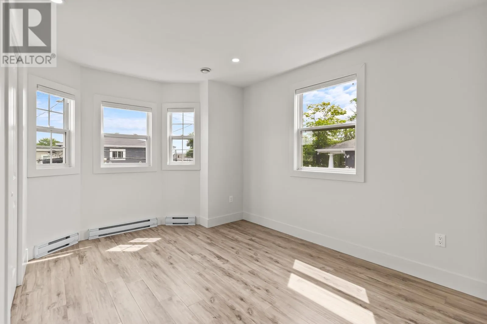 31 Mayor Avenue