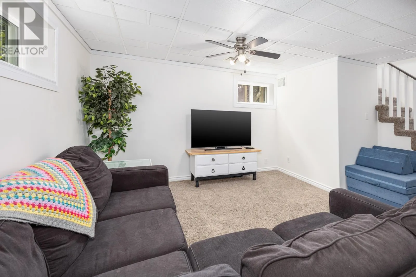 11 Octagon Heights