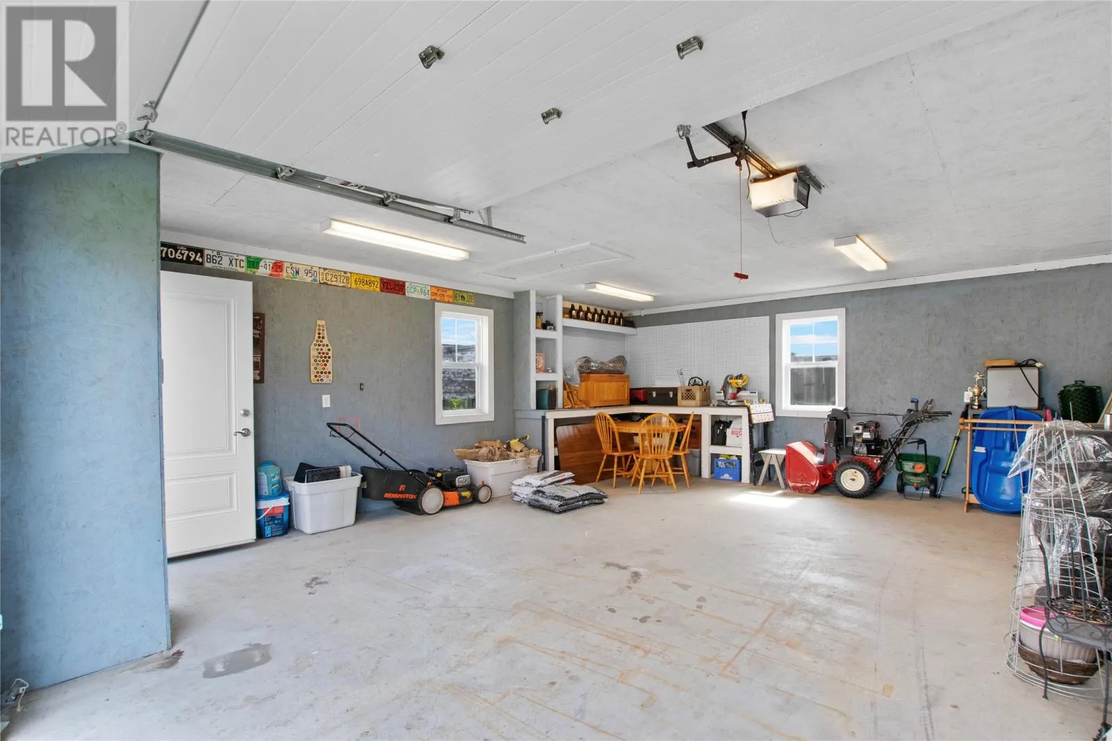 16 Hartland Avenue