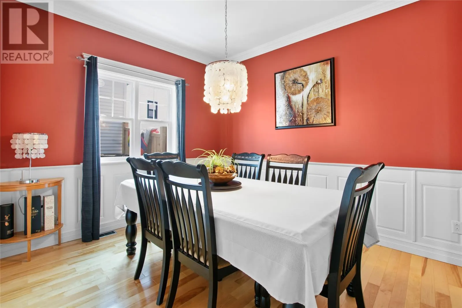 16 Hartland Avenue