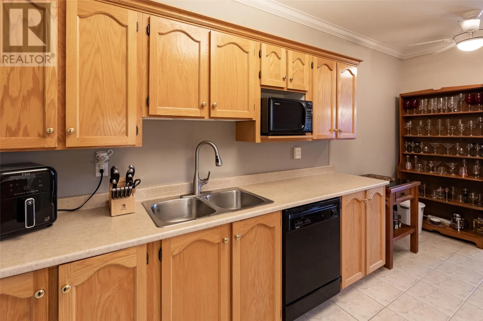 386 Elizabeth Avenue Unit#211, #211