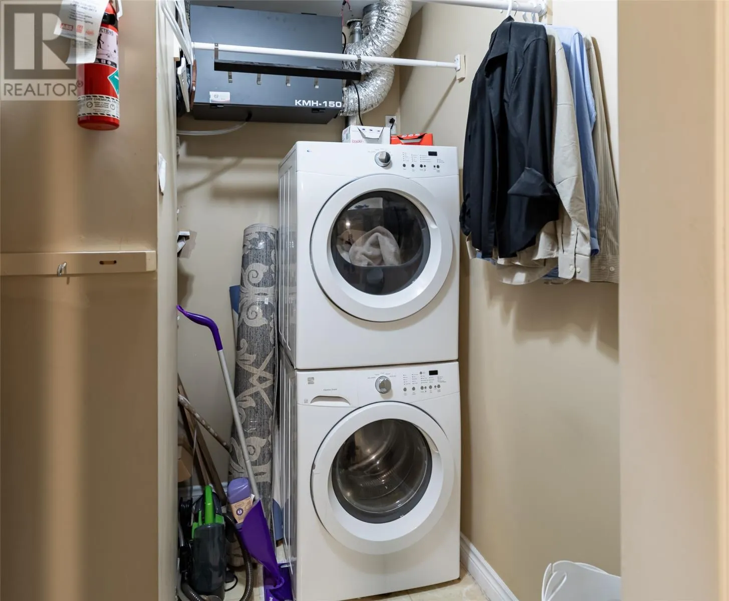 386 Elizabeth Avenue Unit#211, #211