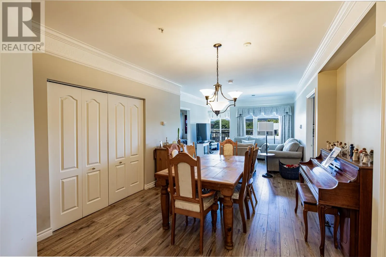 386 Elizabeth Avenue Unit#211, #211