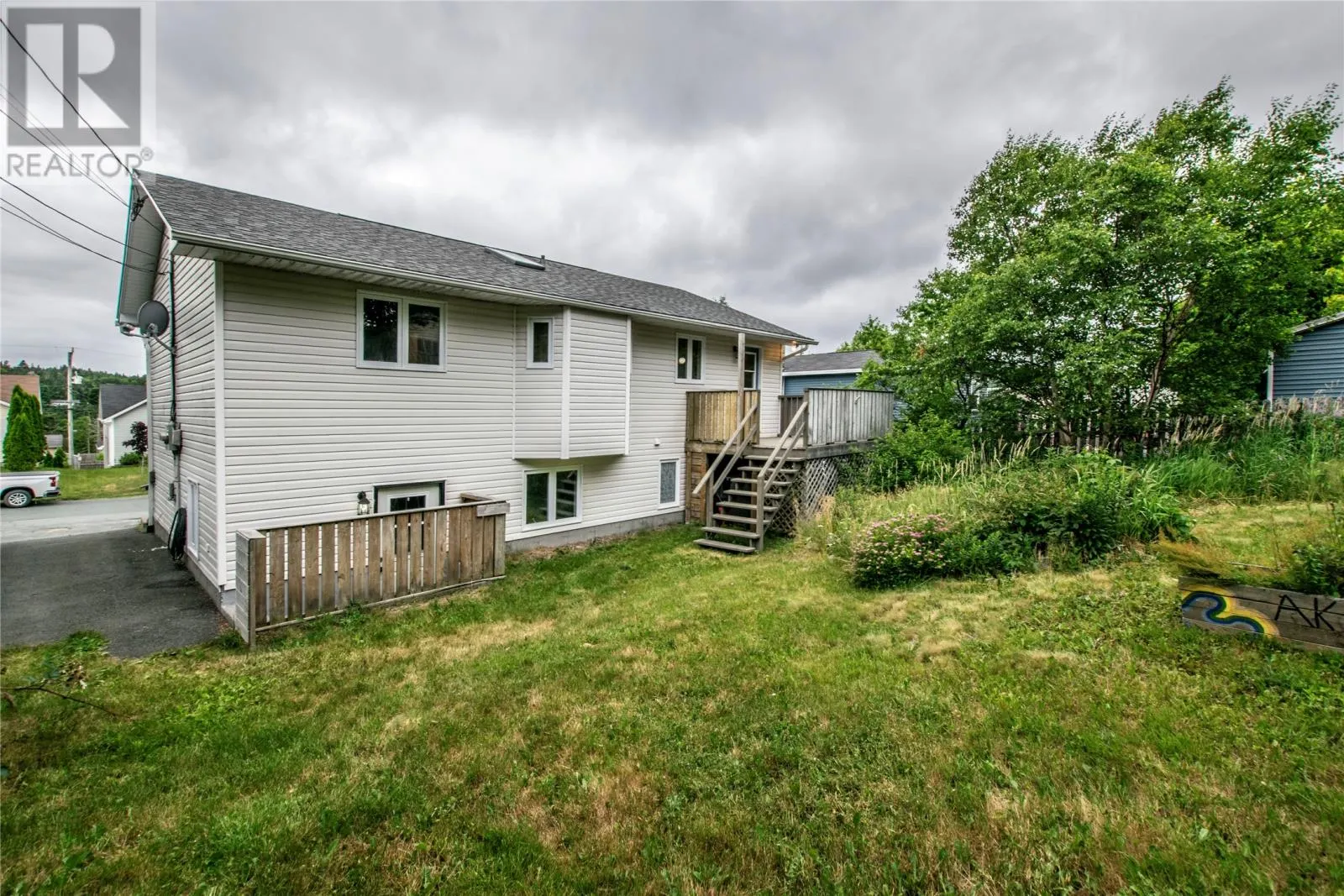 23 Sweetenwater Crescent