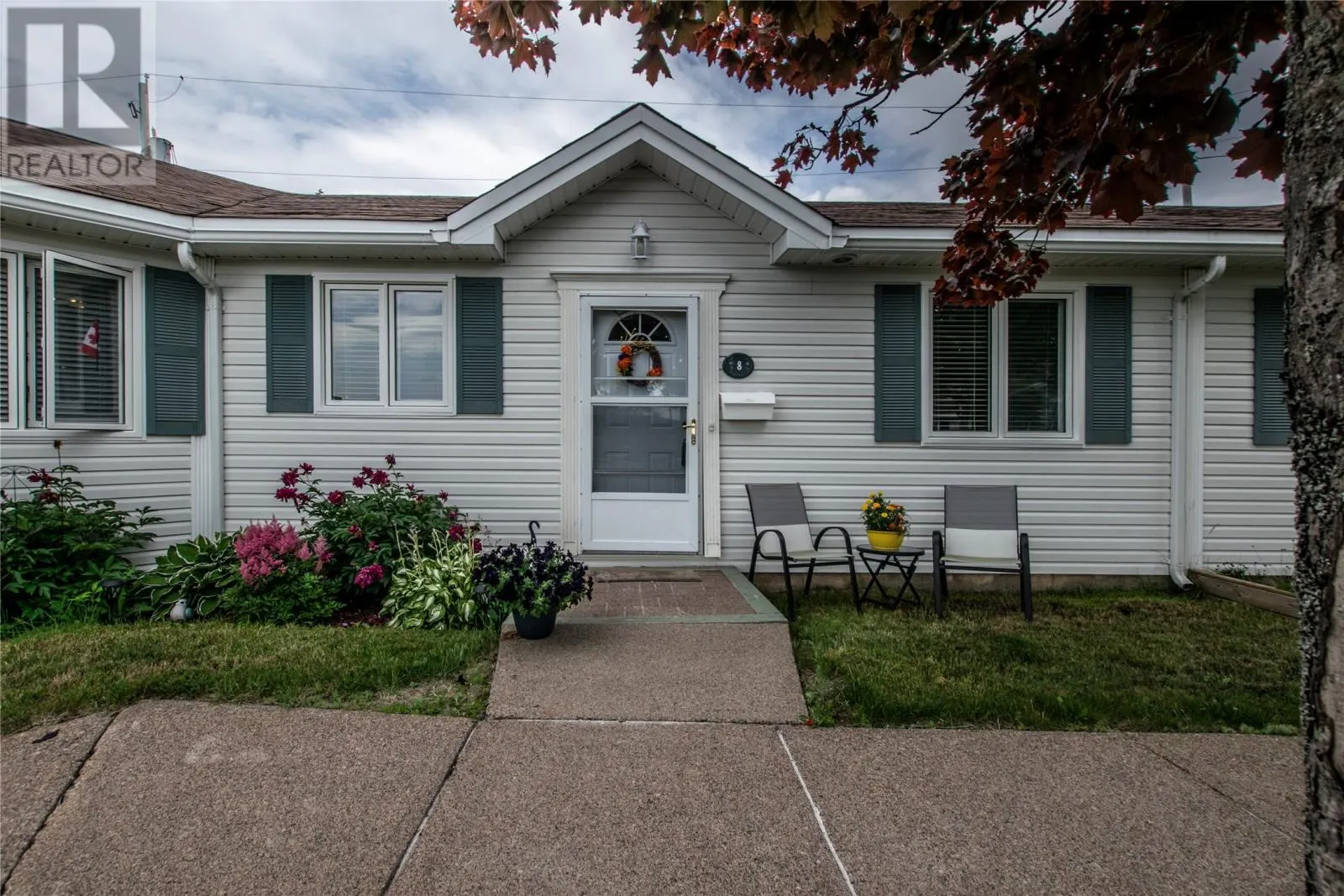 8 Pinellas Court
