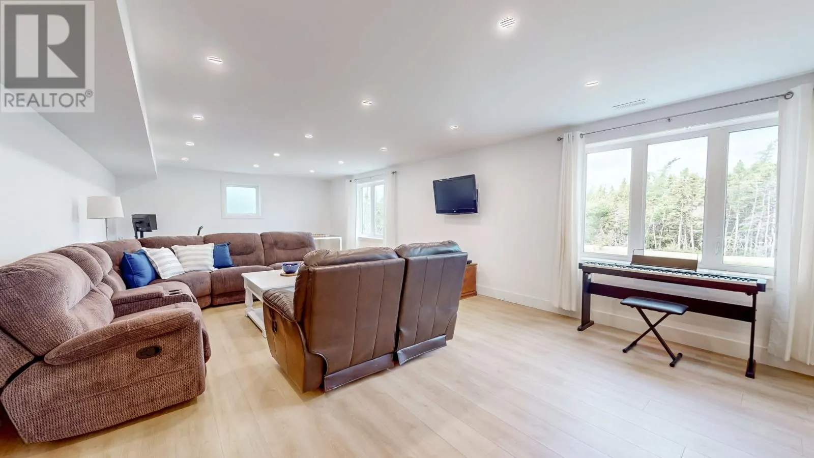 11 Mary Mannings Place