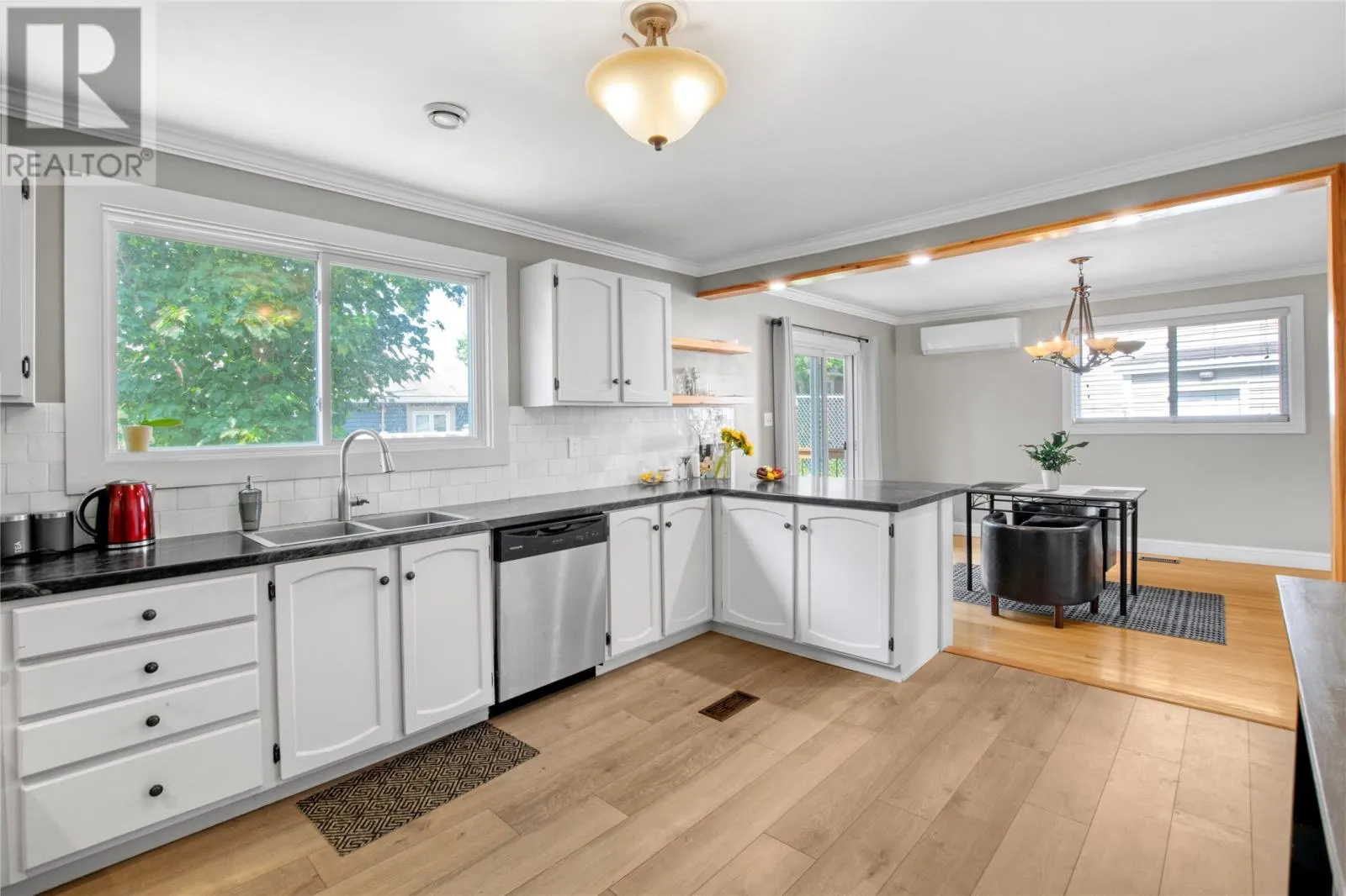 63 Amherst Heights